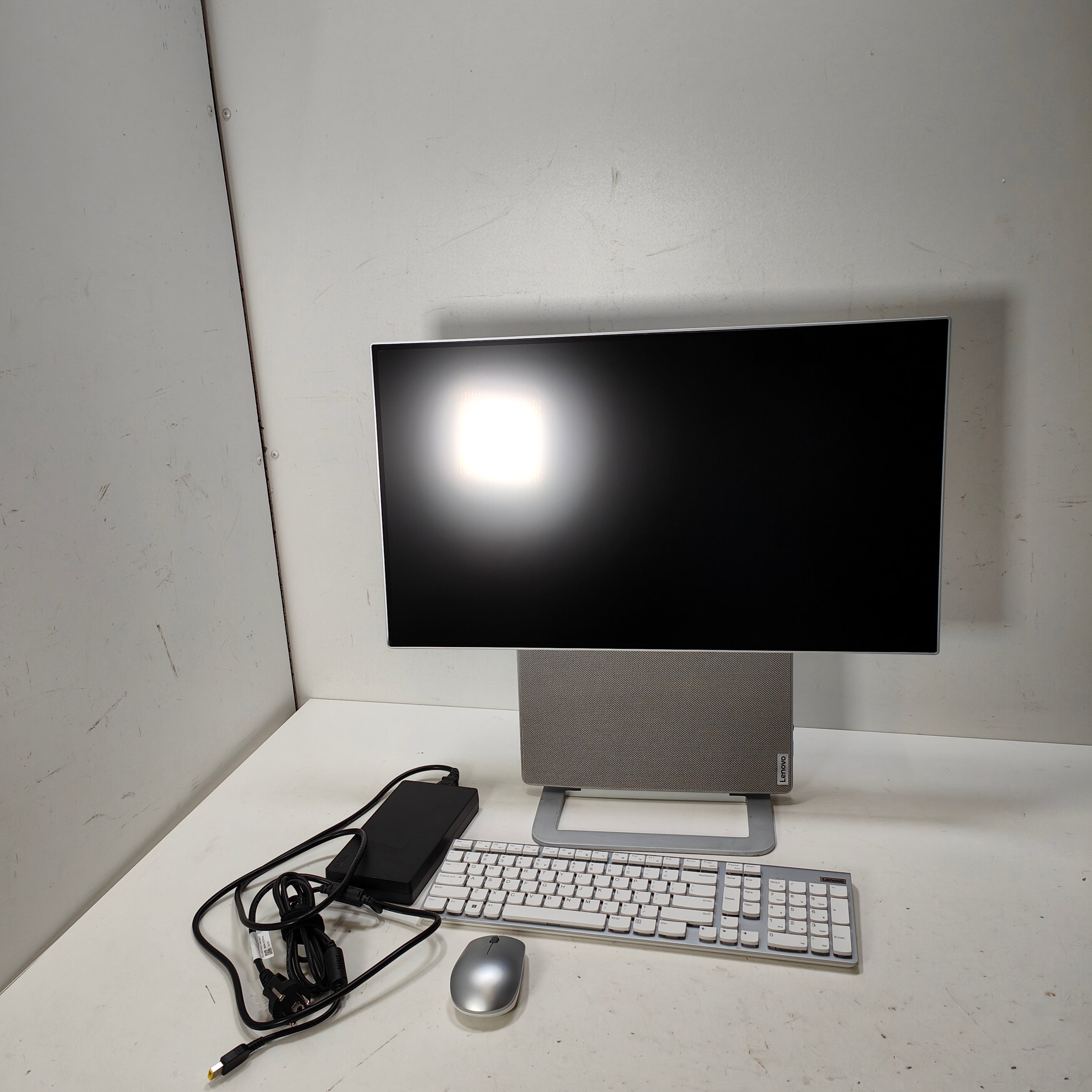 Lenovo Yoga AIO 7 27APH8 F0HK002ENY QWERTY