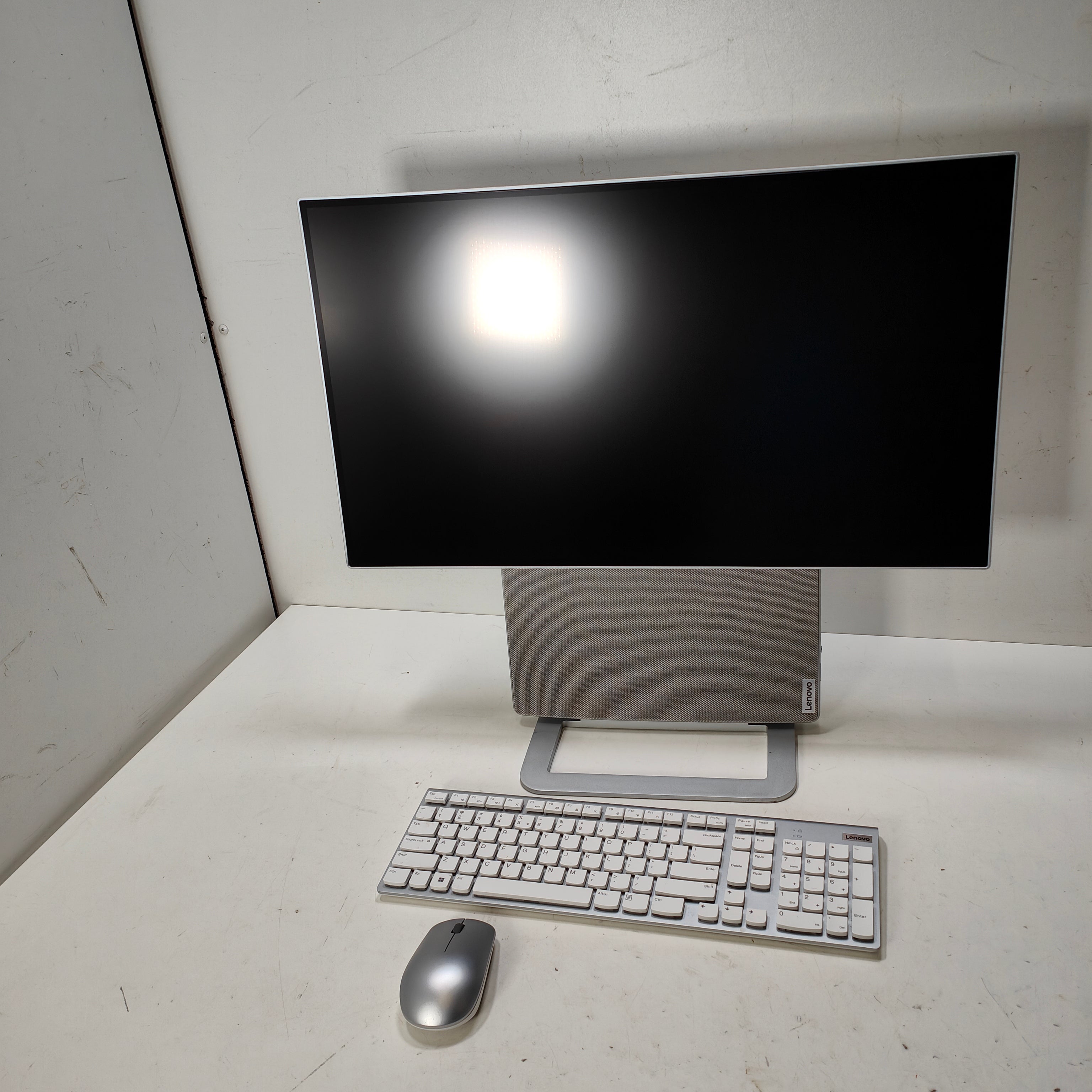 Lenovo Yoga AIO 7 27APH8 F0HK002ENY QWERTY