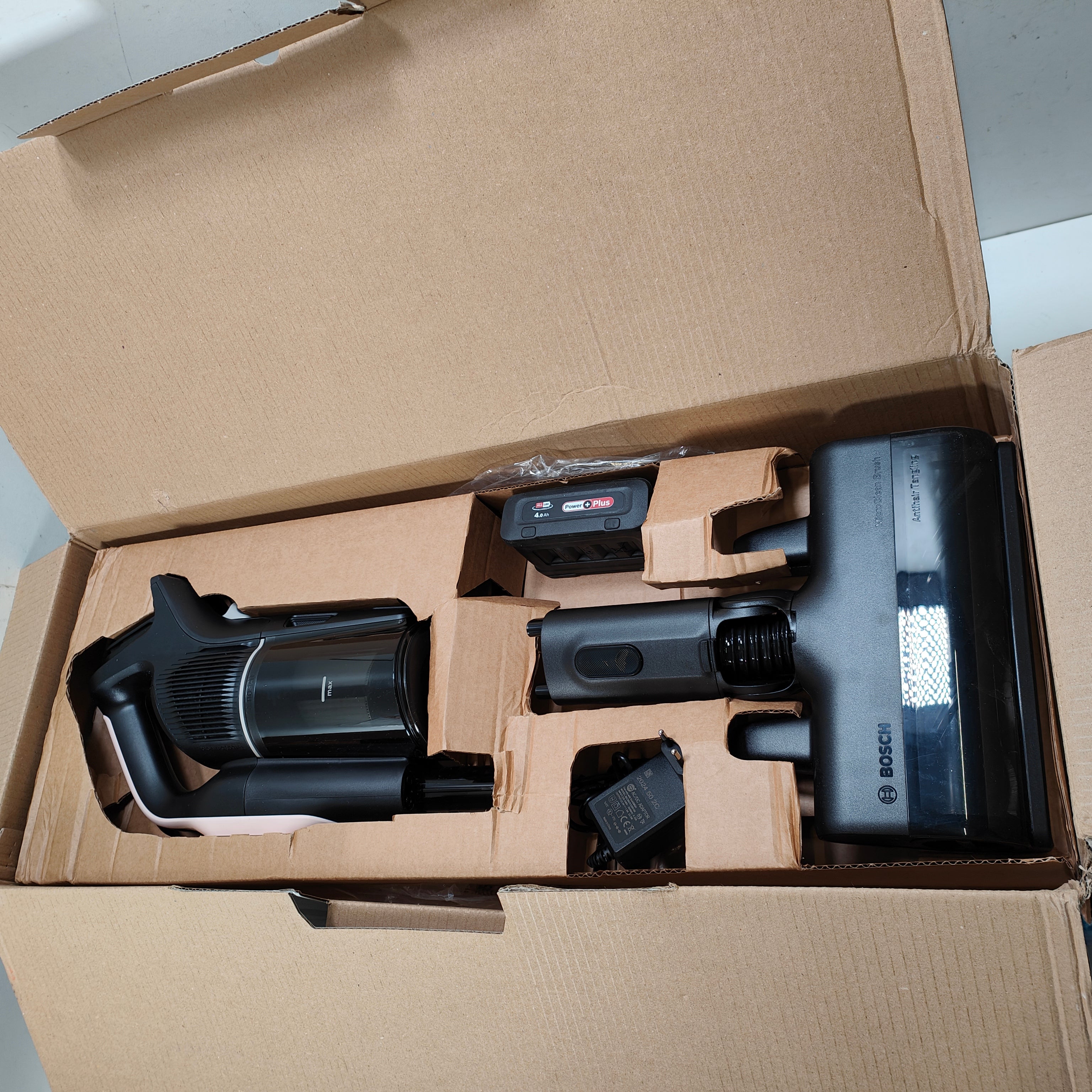 Bosch Unlimited 10 BBS1041GQC