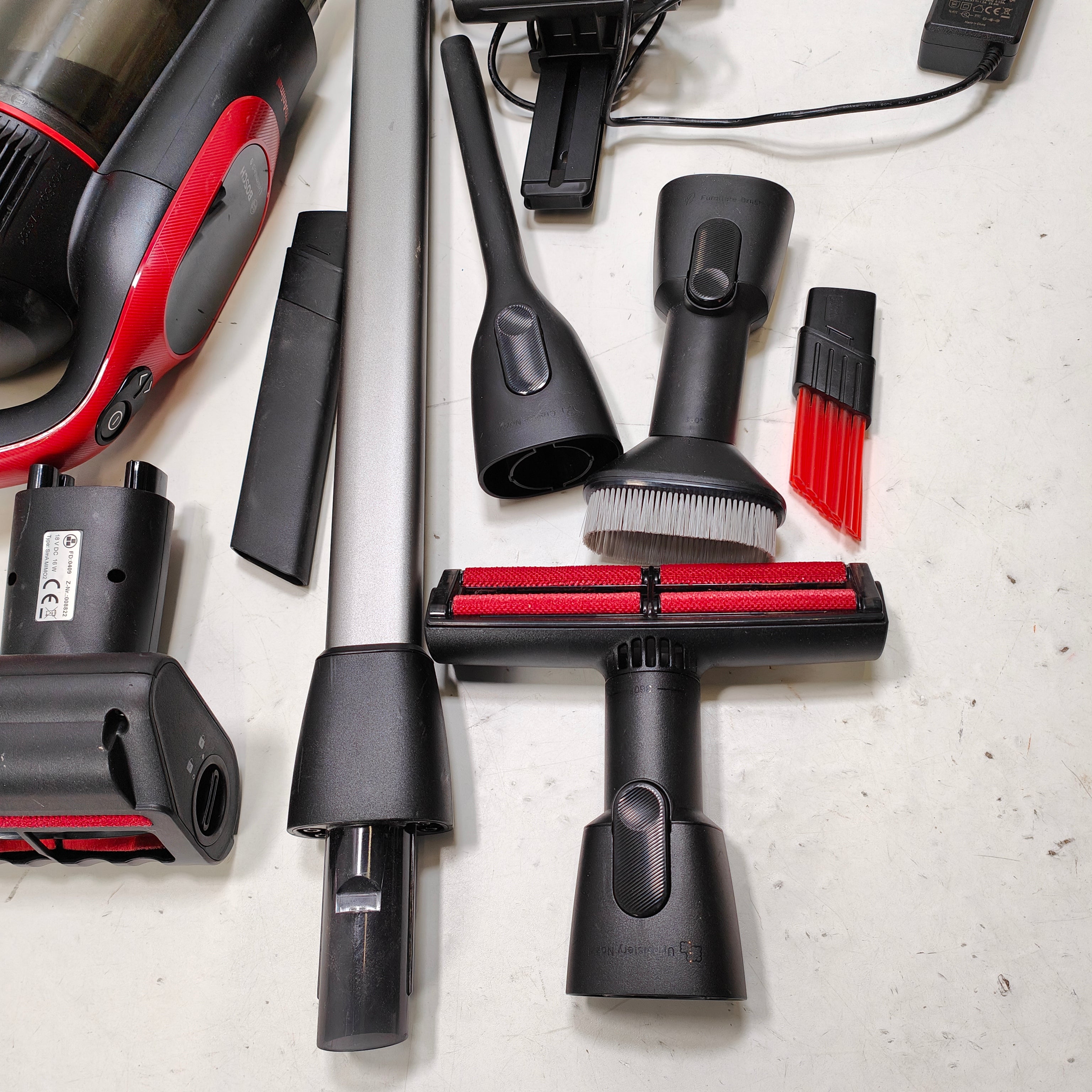 Bosch Unlimited 9 BBS931PET Pro Animal
