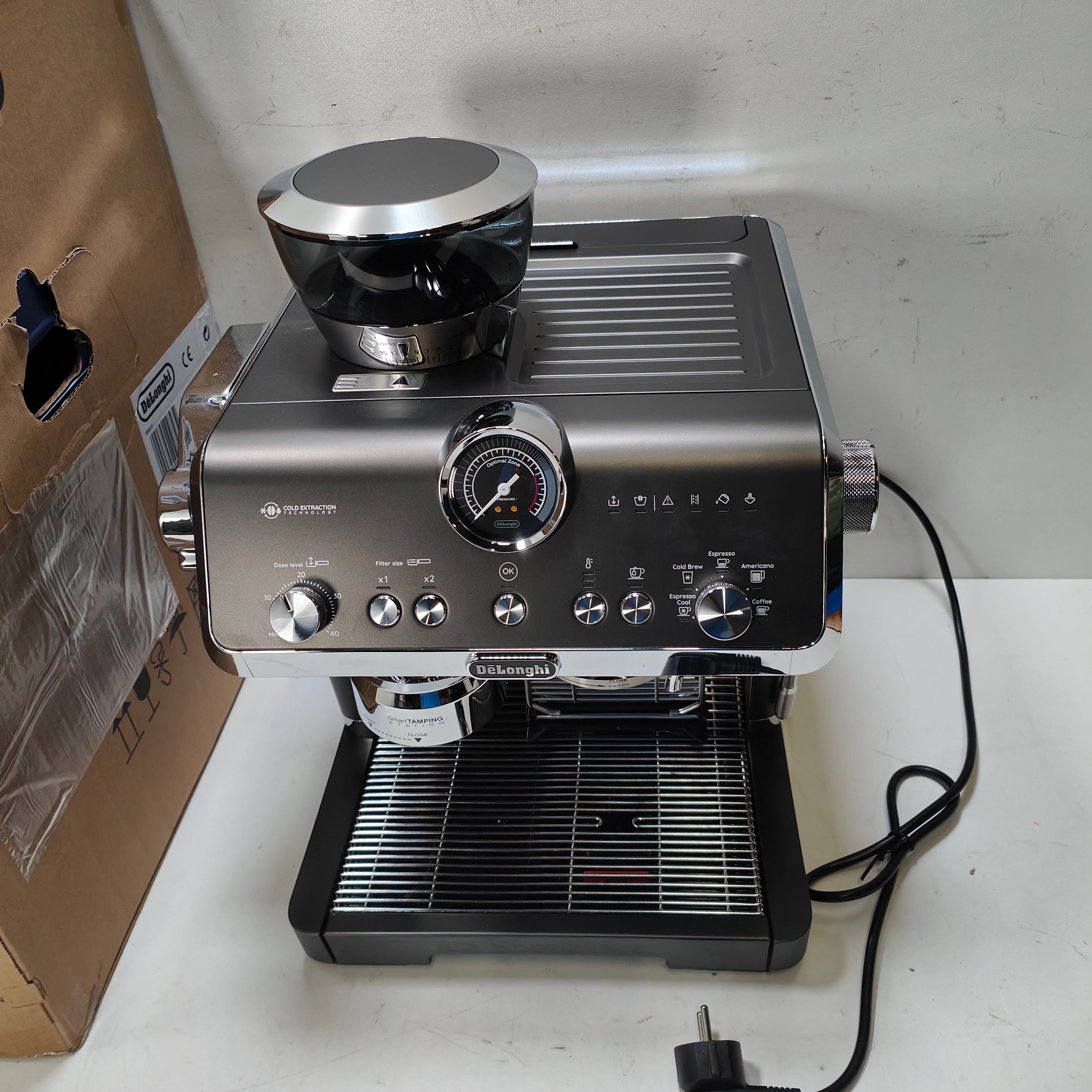 DeLonghi La Specialista Opera EC9555.BK