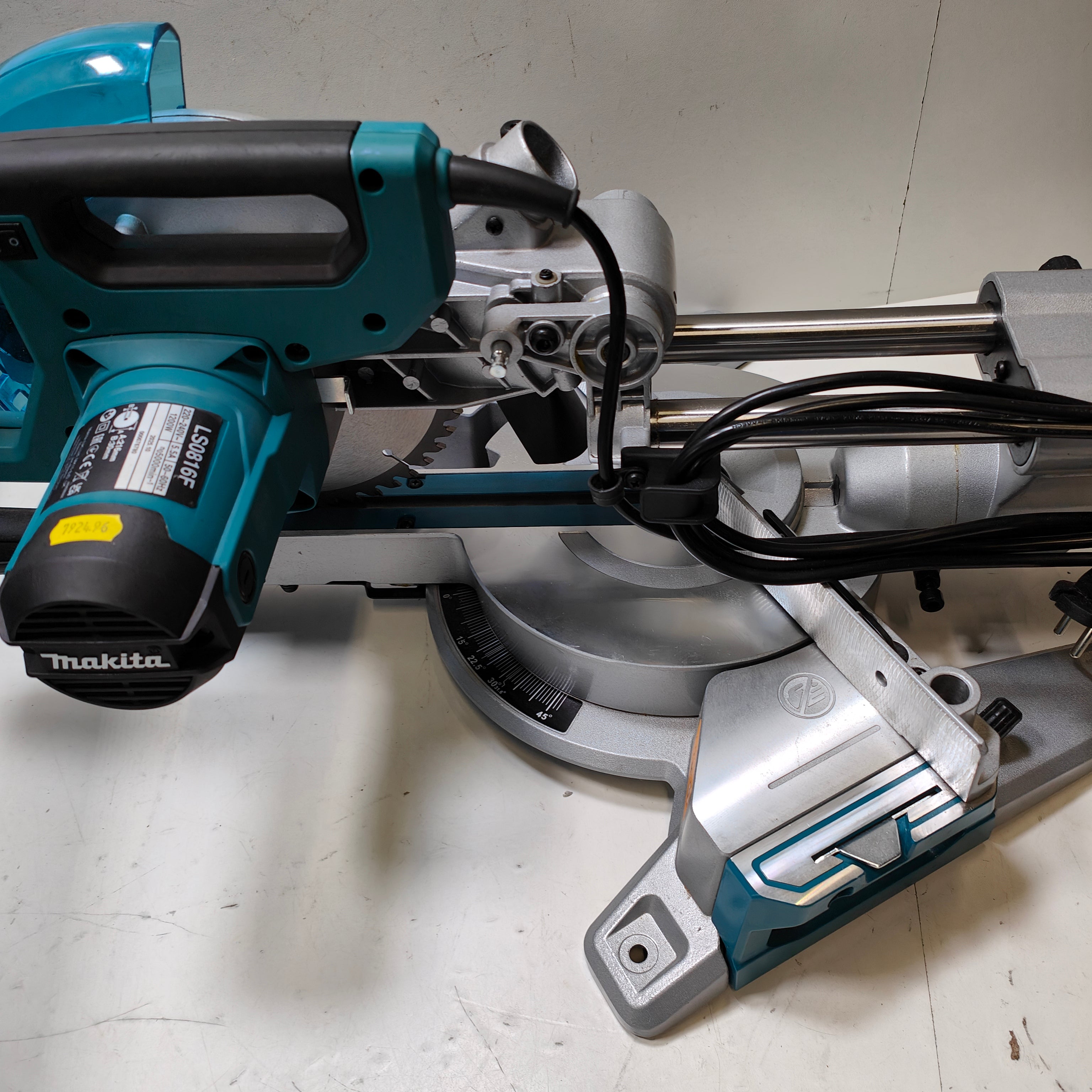 Makita LS0816F
