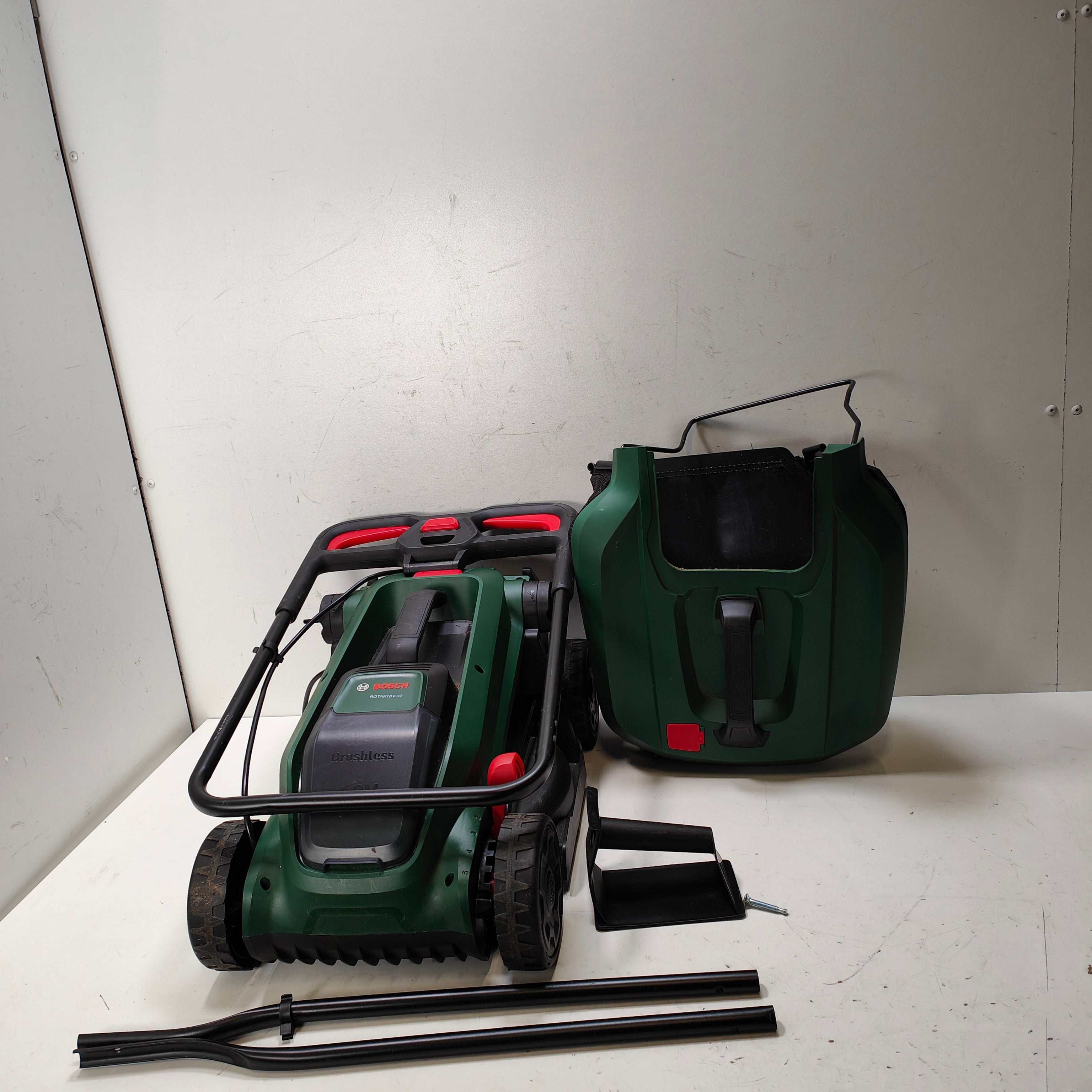Bosch Rotak 18V-32 (ohne Akku)