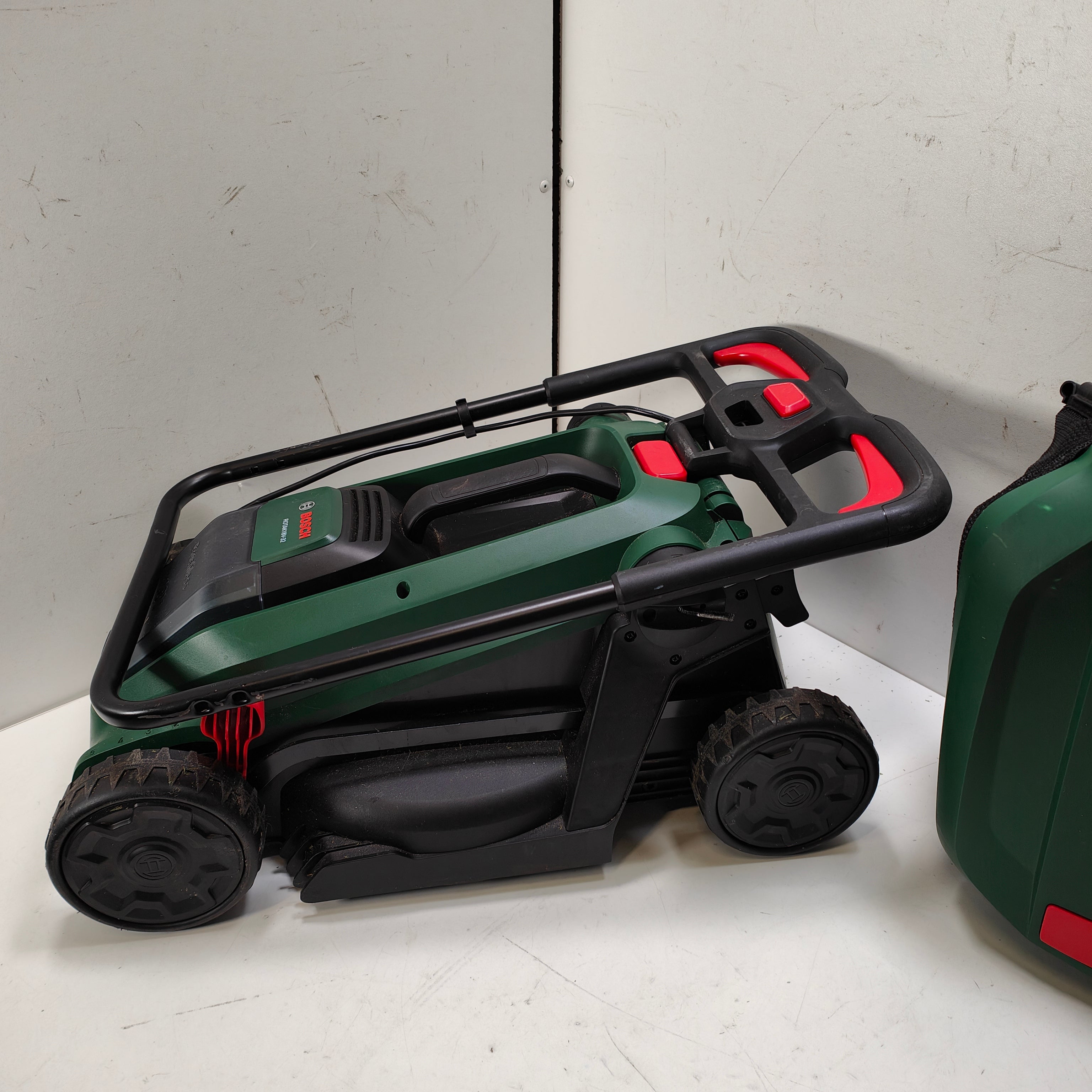 Bosch Rotak 18V-32 (ohne Akku)