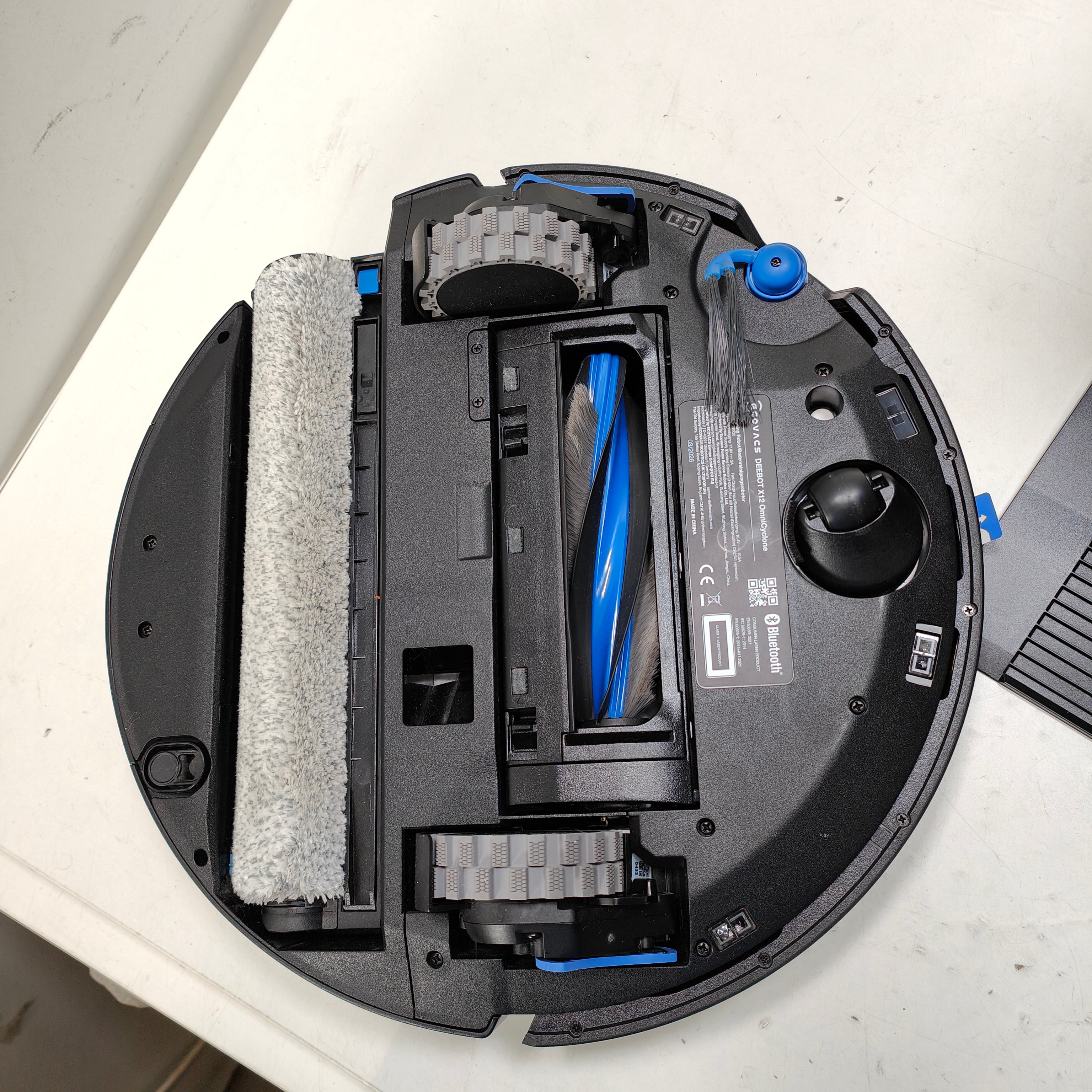 Ecovacs DEEBOT X12 OmniCyclone