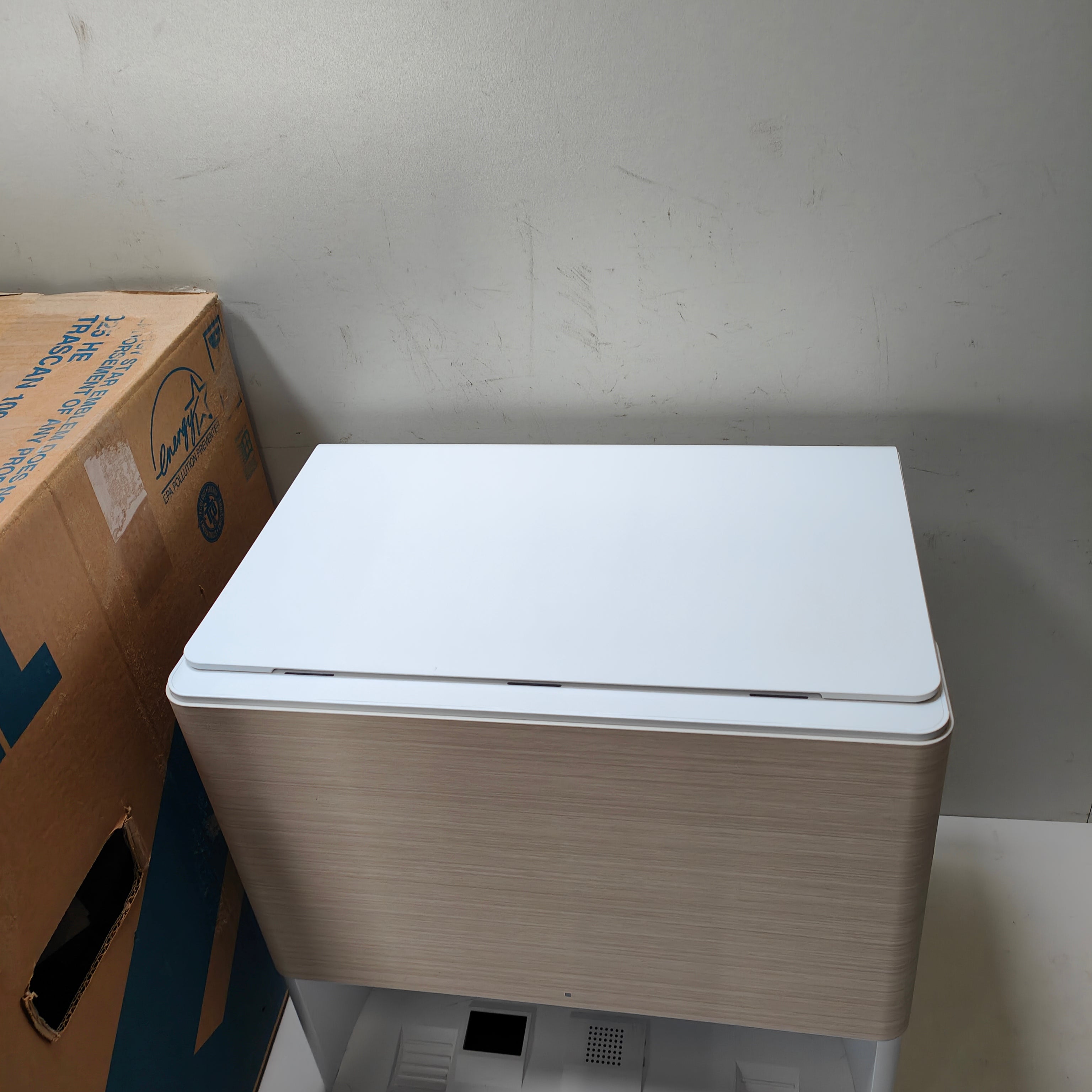 iRobot Roomba Max 705 Combo + White