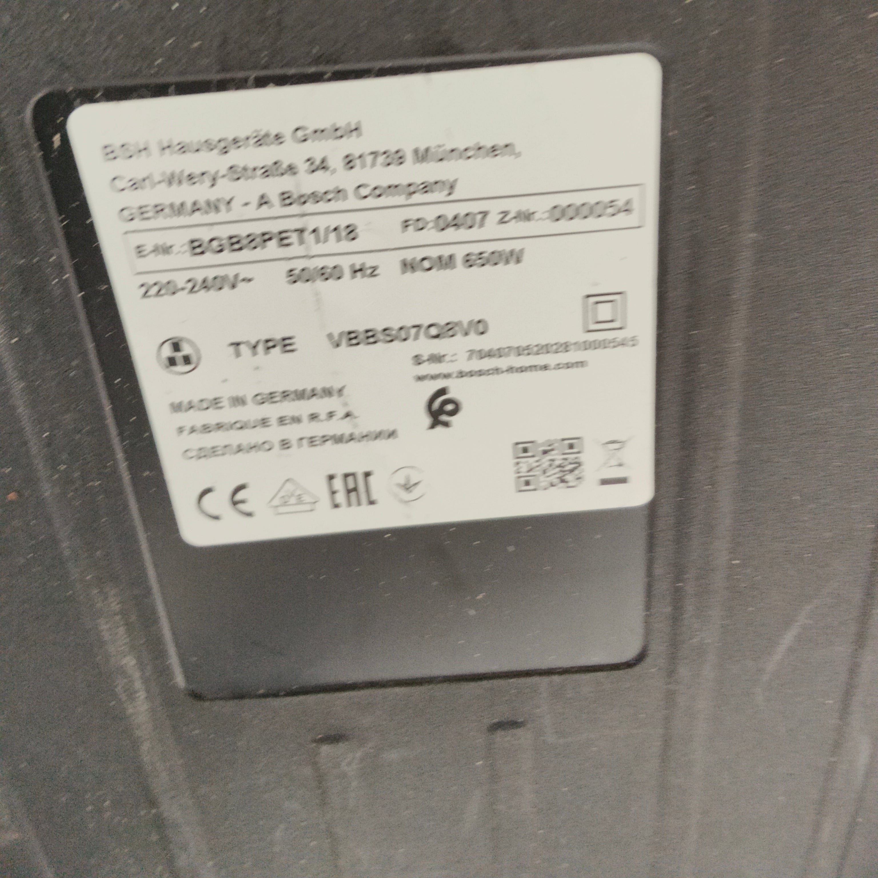 Bosch Serie 8 In'genius ProAnimal BGB8PET3A