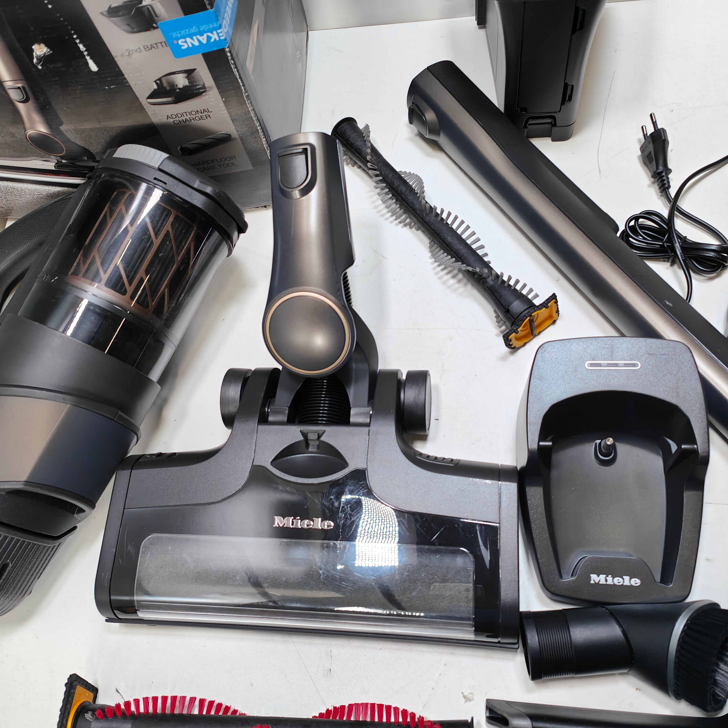 Miele Triflex HX2 Pro