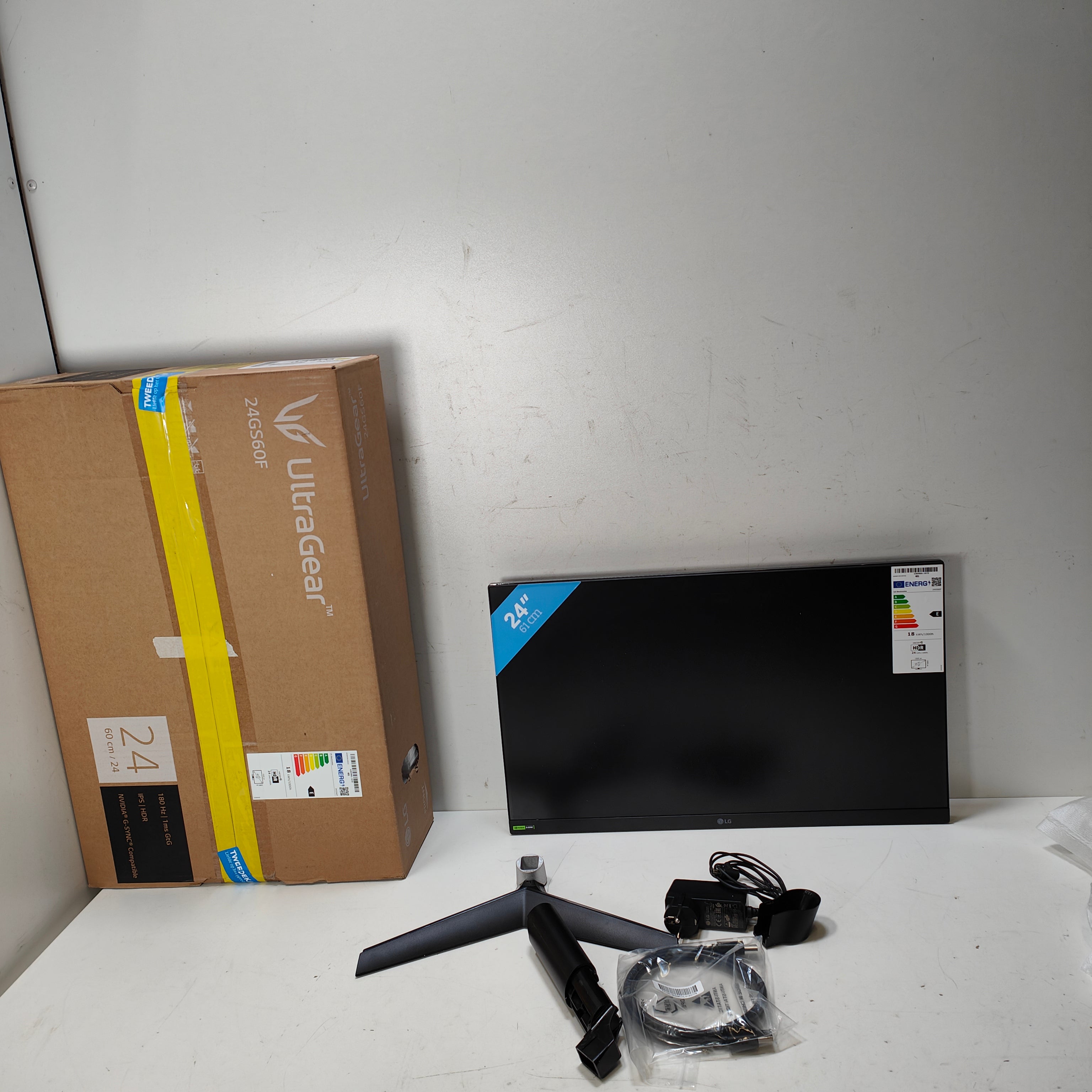 LG UltraGear 24GS60F-B