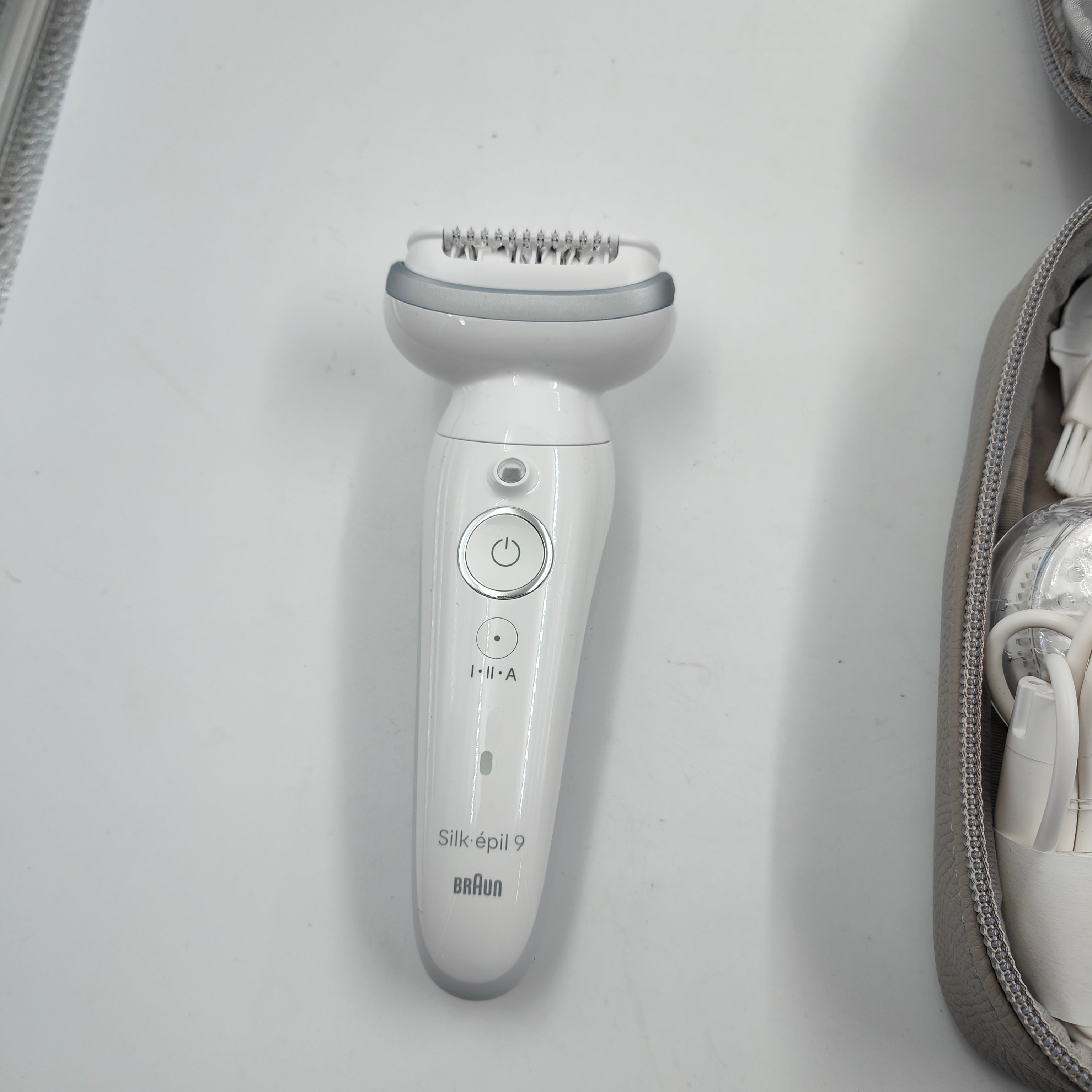 Braun Silk-épil 9 9-080 Silber