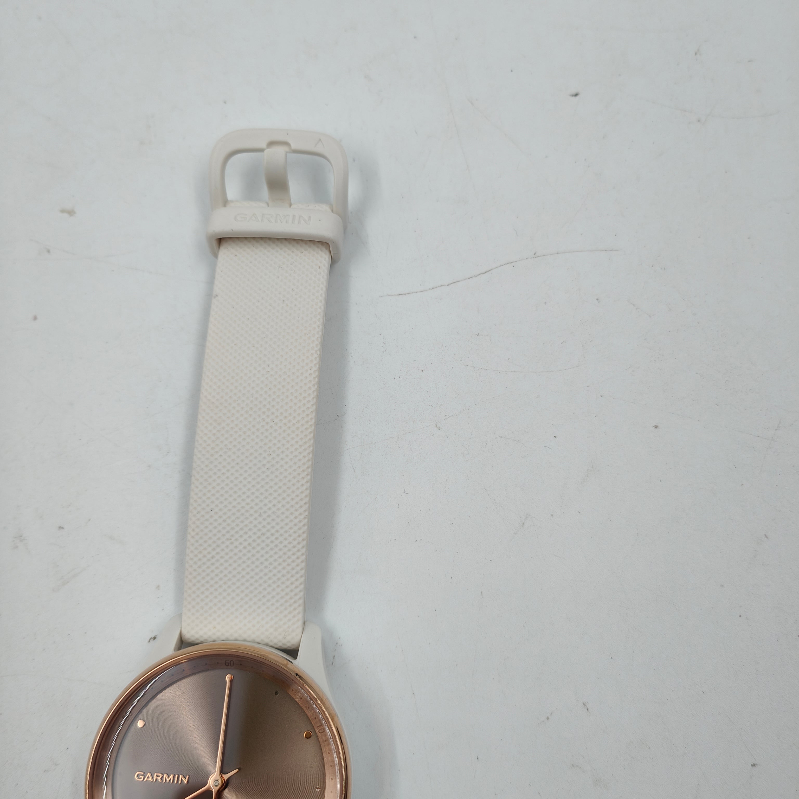 Garmin vivomove Trend – Weiß Creme