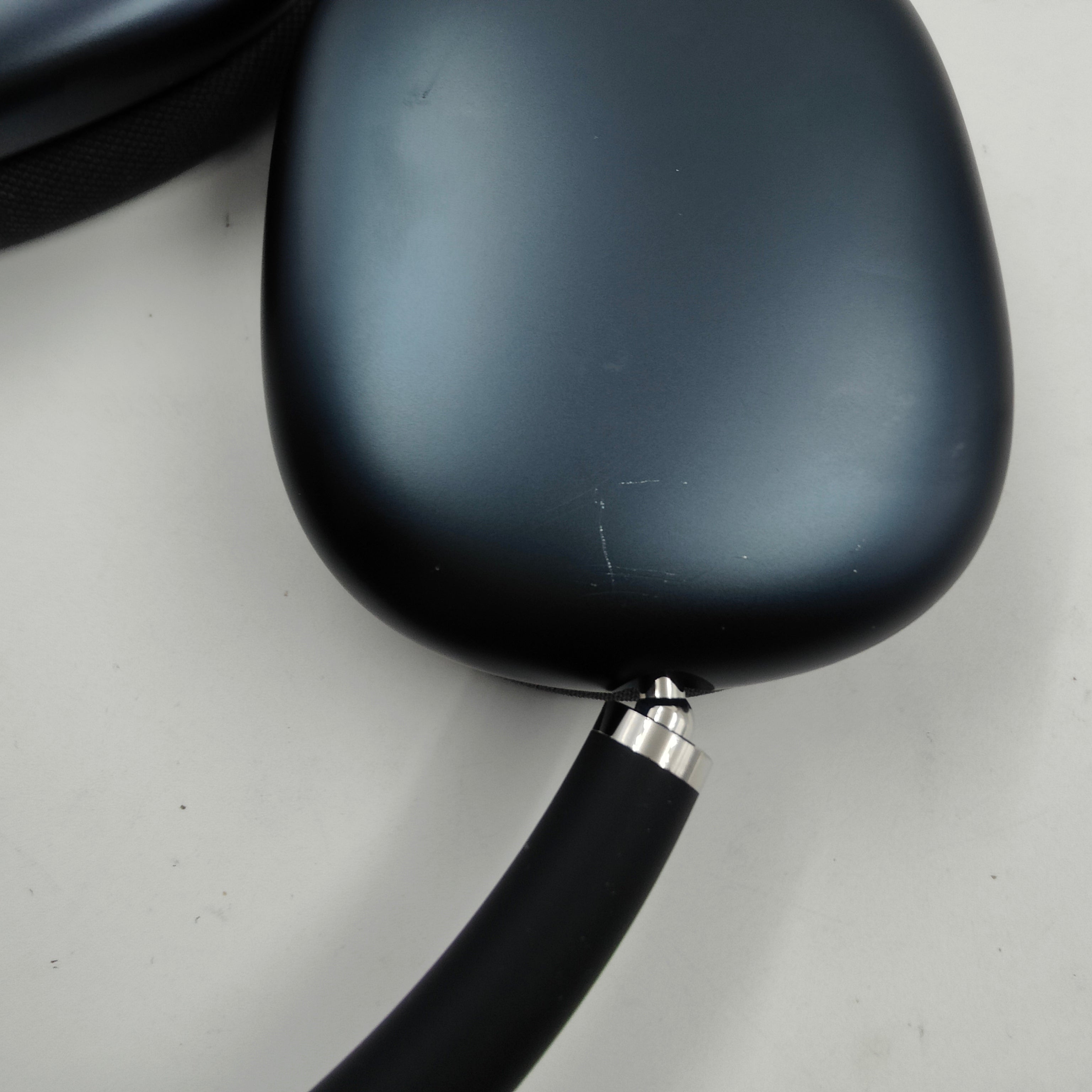 Apple AirPods Max Schwarz