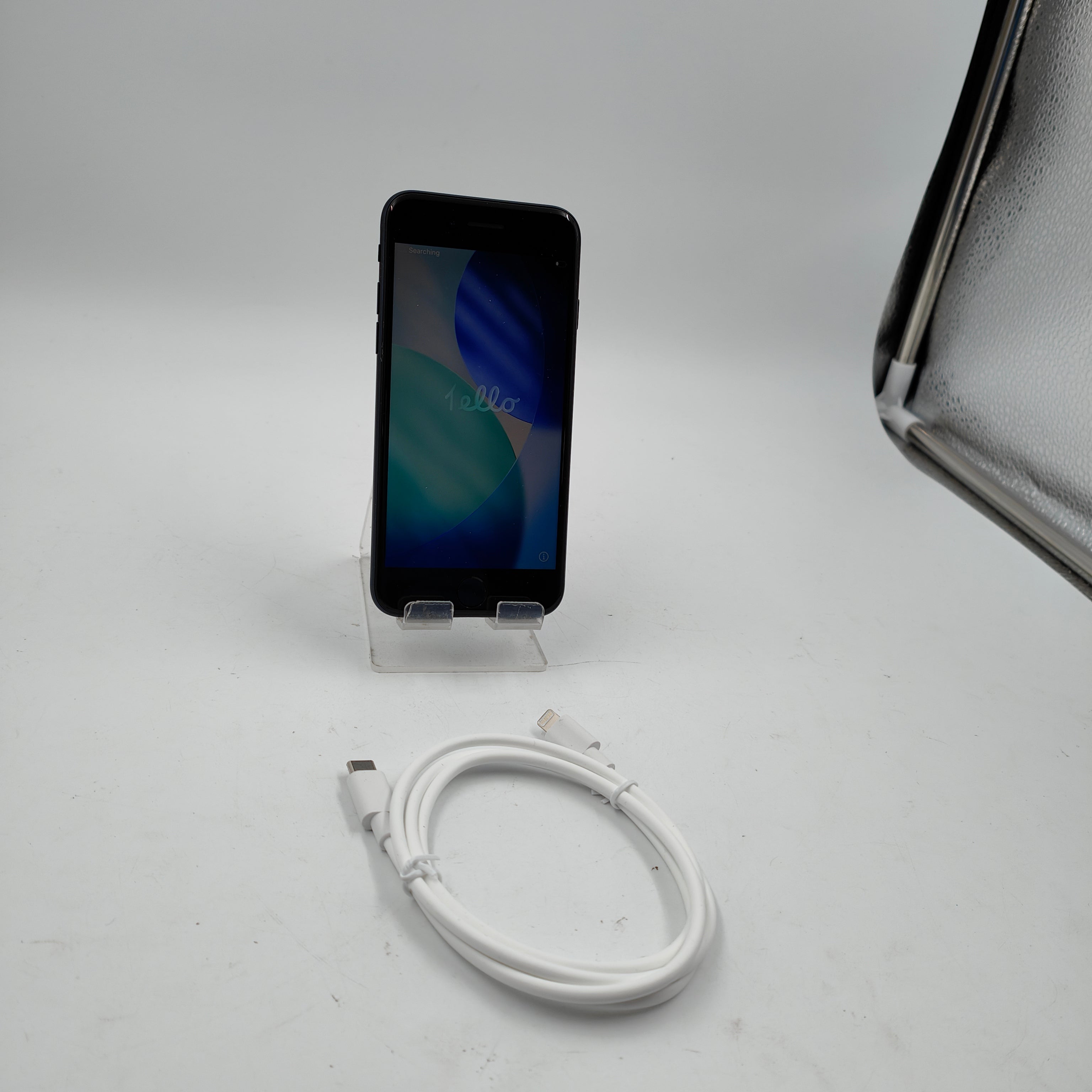 Refurbished iPhone SE (3rd gen) Midnight 64GB