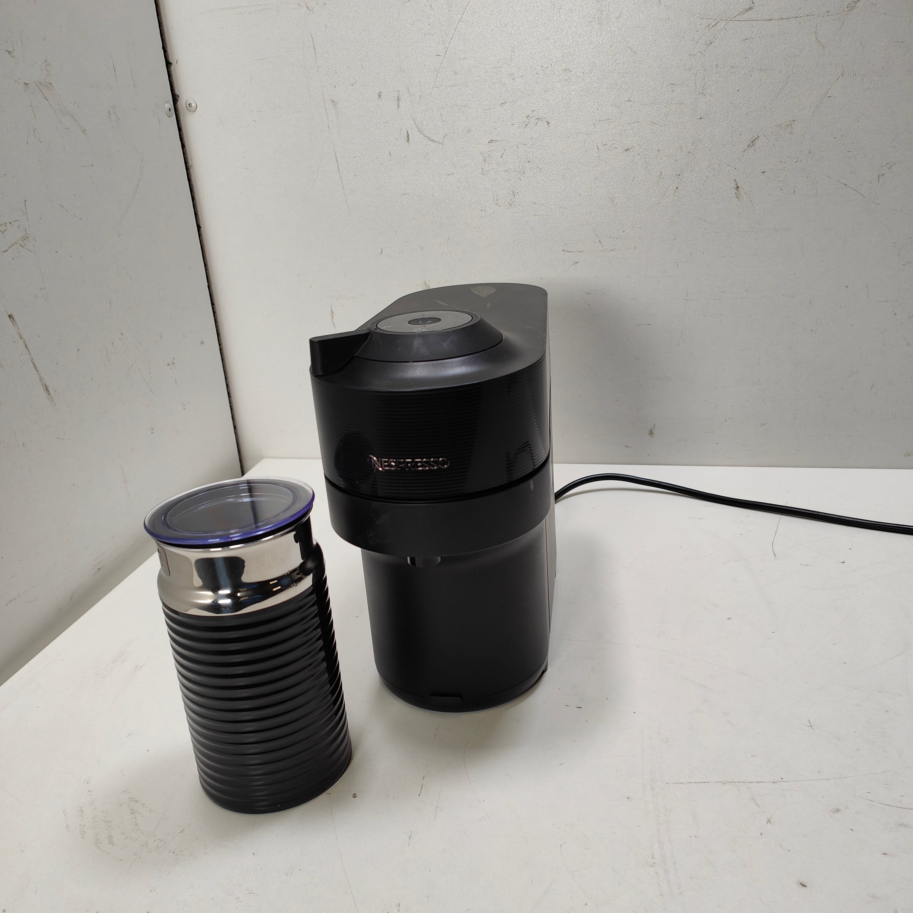 DeLonghi Vertuo POP + Aeroccino ENV90.BAE