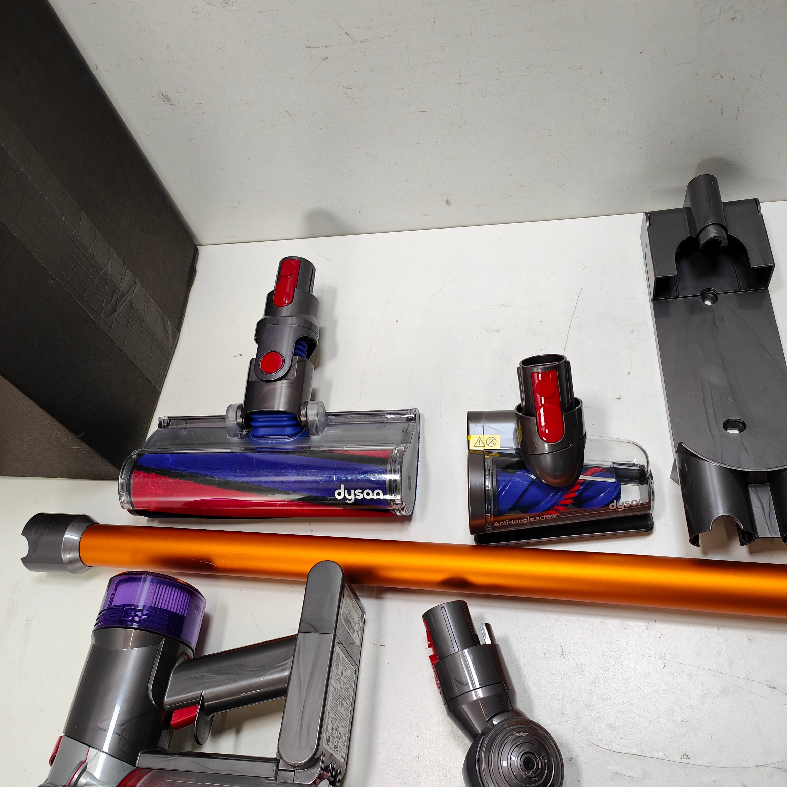 Dyson V8 Absolute 476547-01