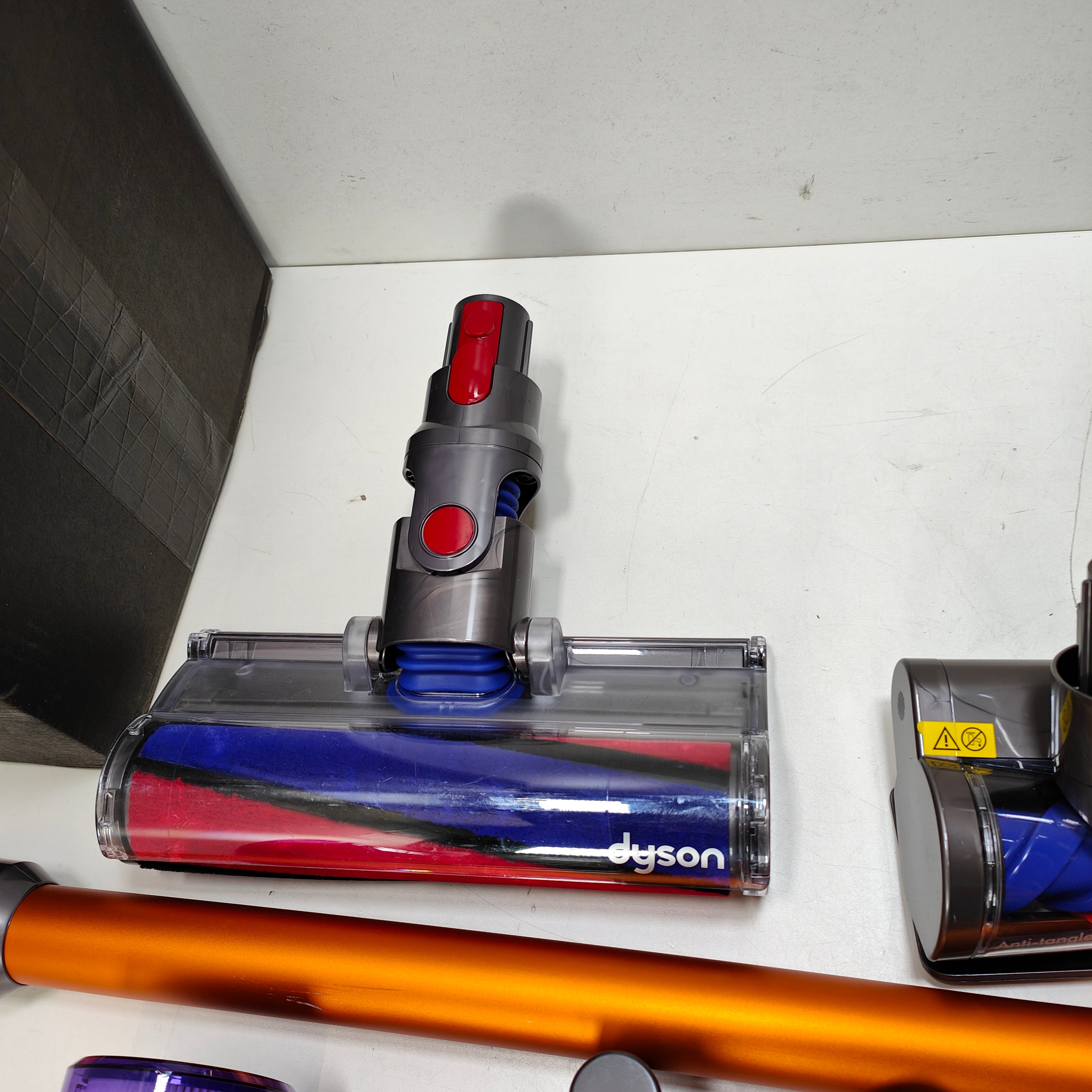 Dyson V8 Absolute 476547-01