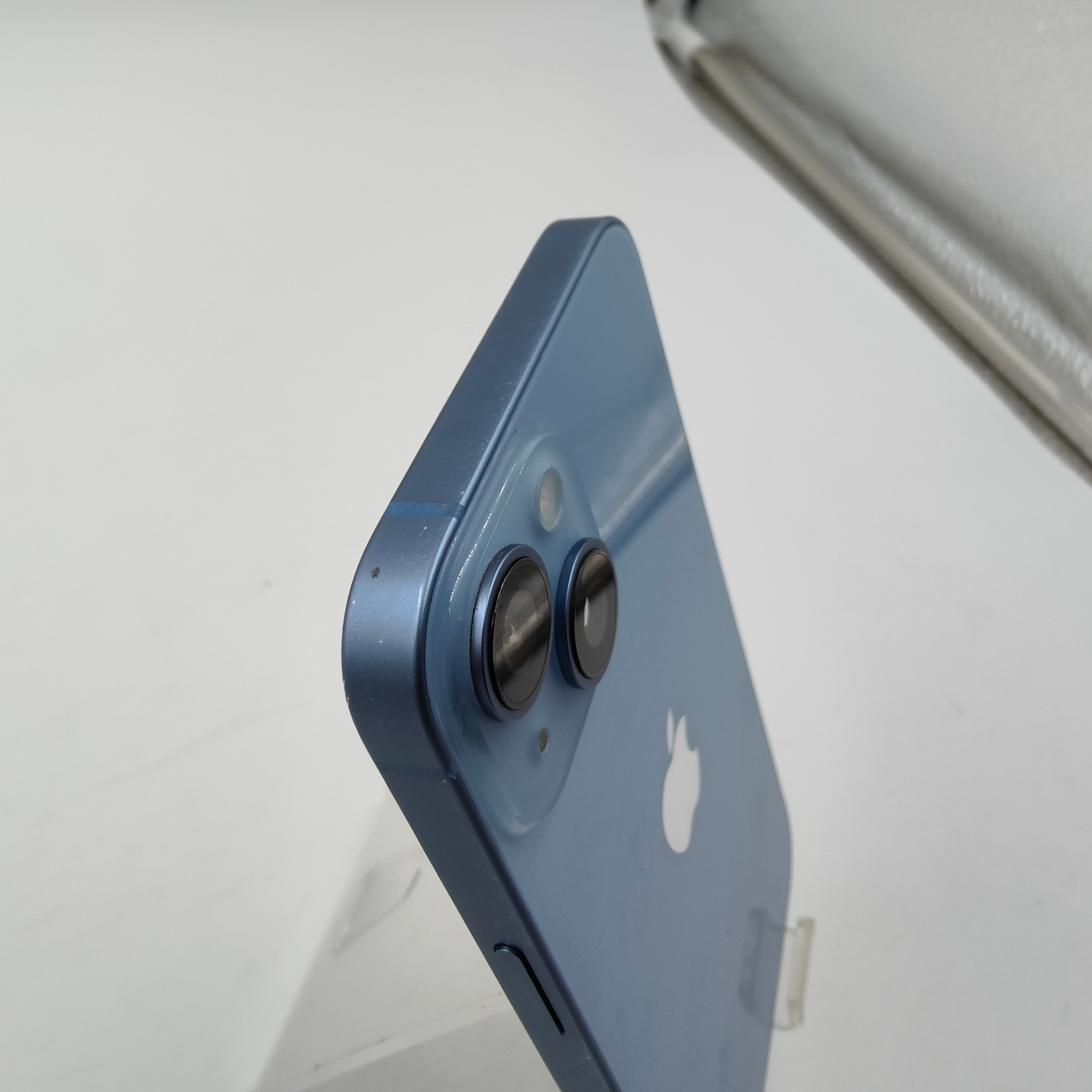 Refurbished iPhone 14 128GB Blue