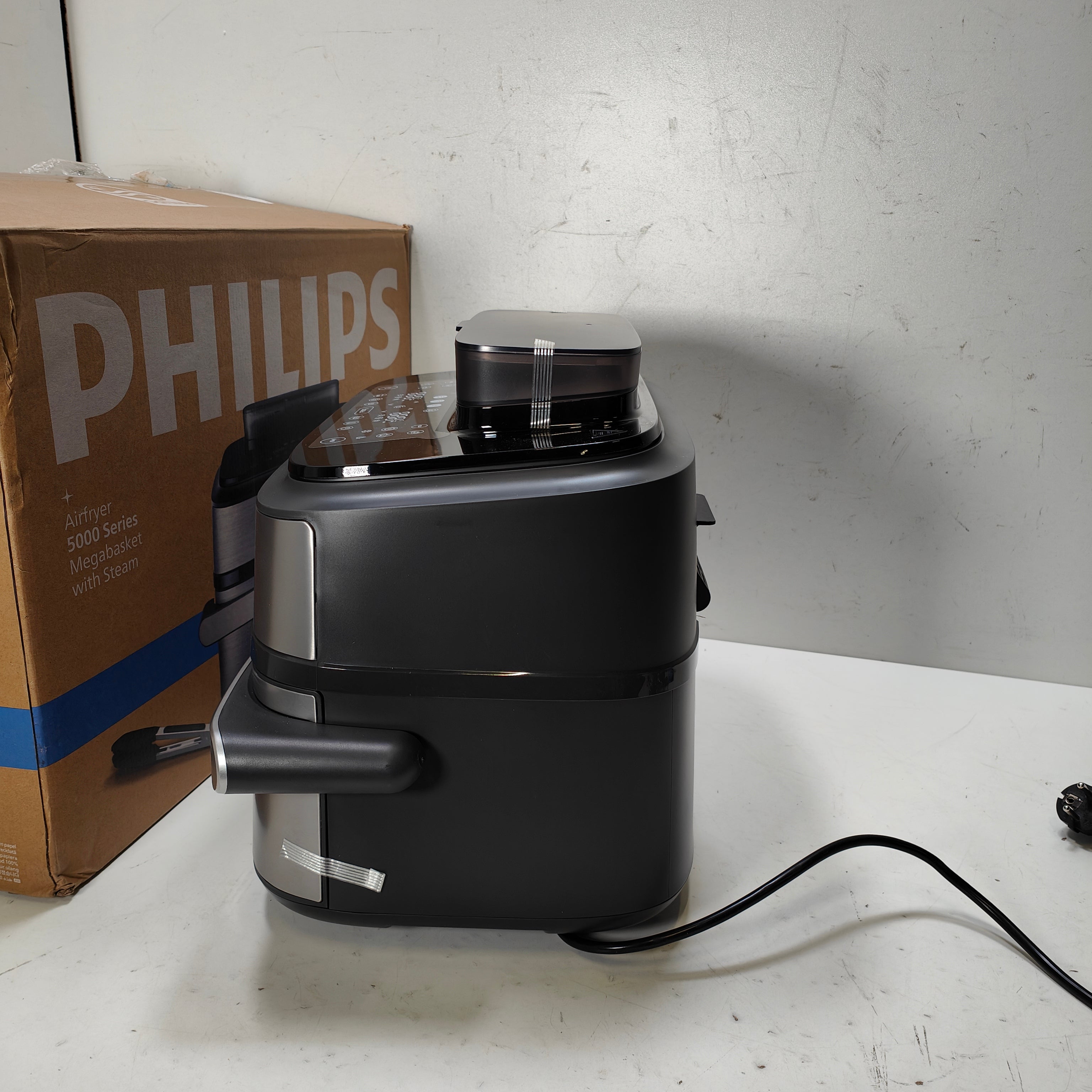 Philips Airfryer 5000 serie Megabasket NA565/02