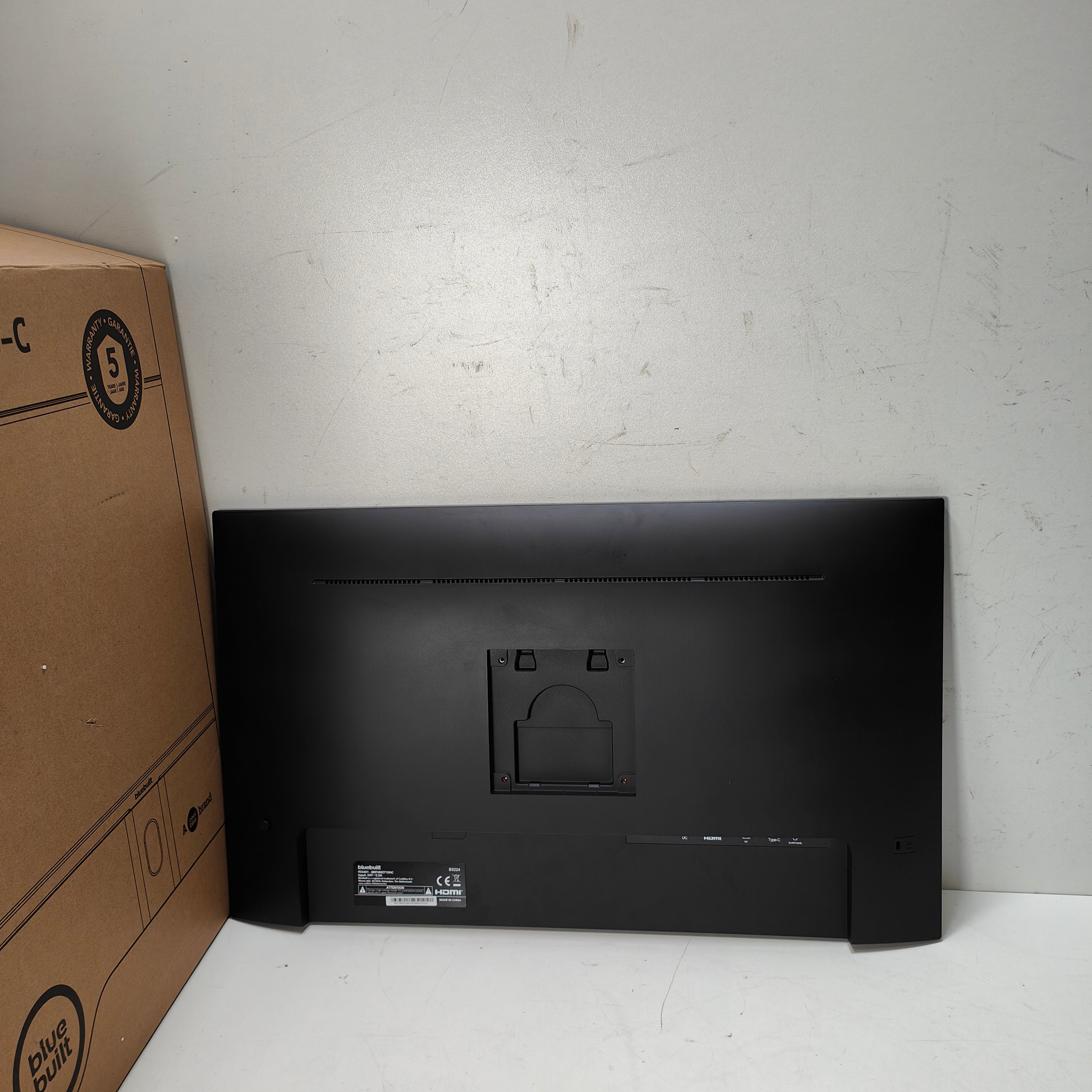 BlueBuilt BlueBuilt 27 inch Full HD 100Hz Monitor with USB-C