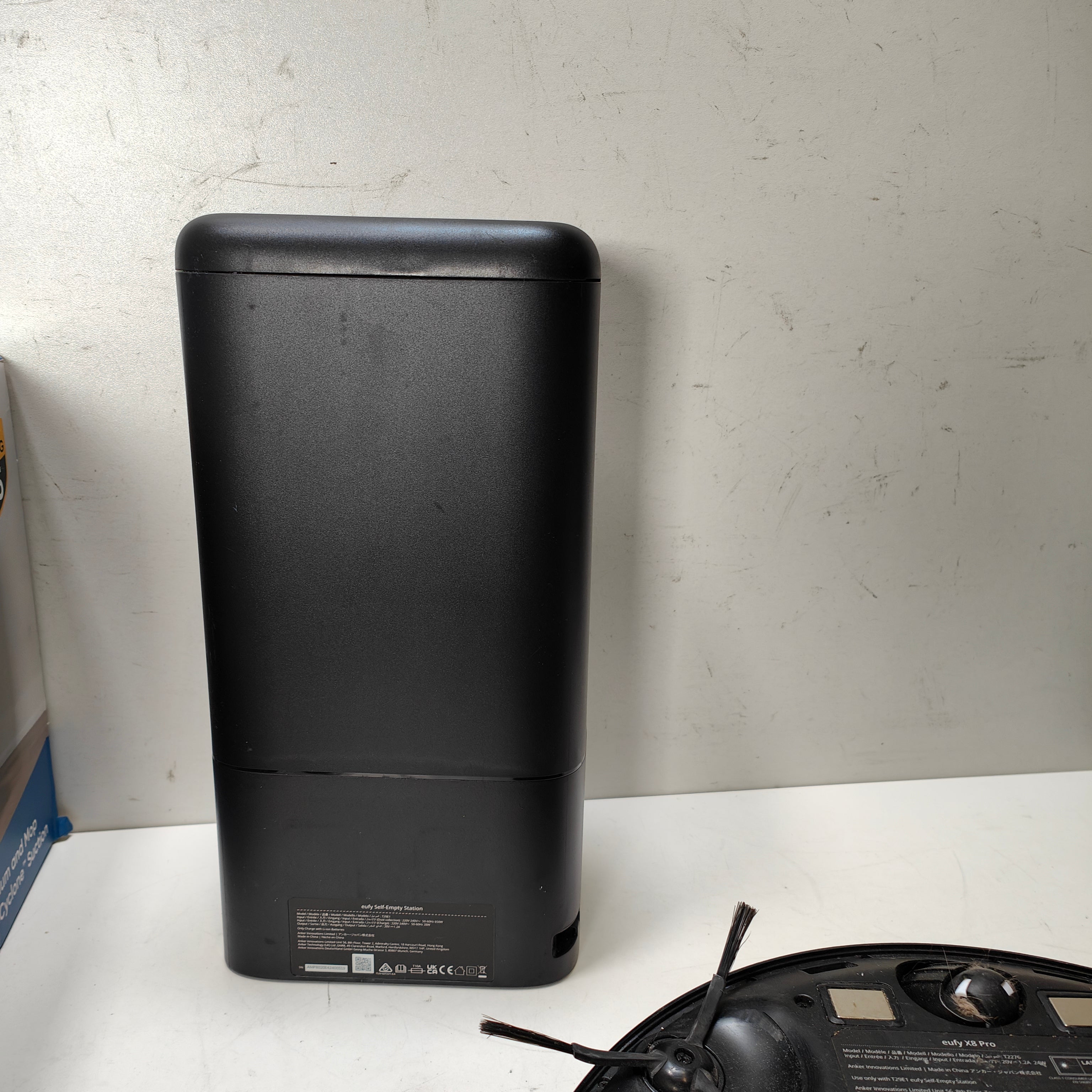 iRobot Roomba Plus 405 Combo-Roboter + Autowash-Dock Schwarz