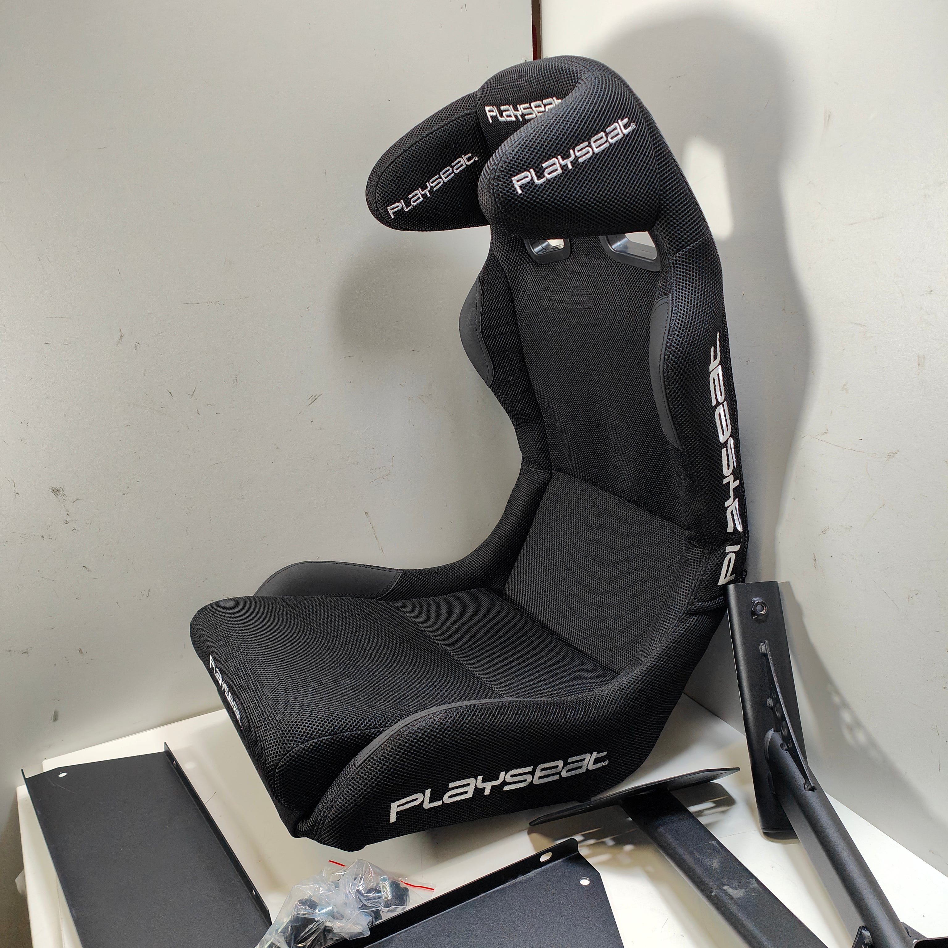 PlaySeat Evolution Pro ActiFit Schwarz