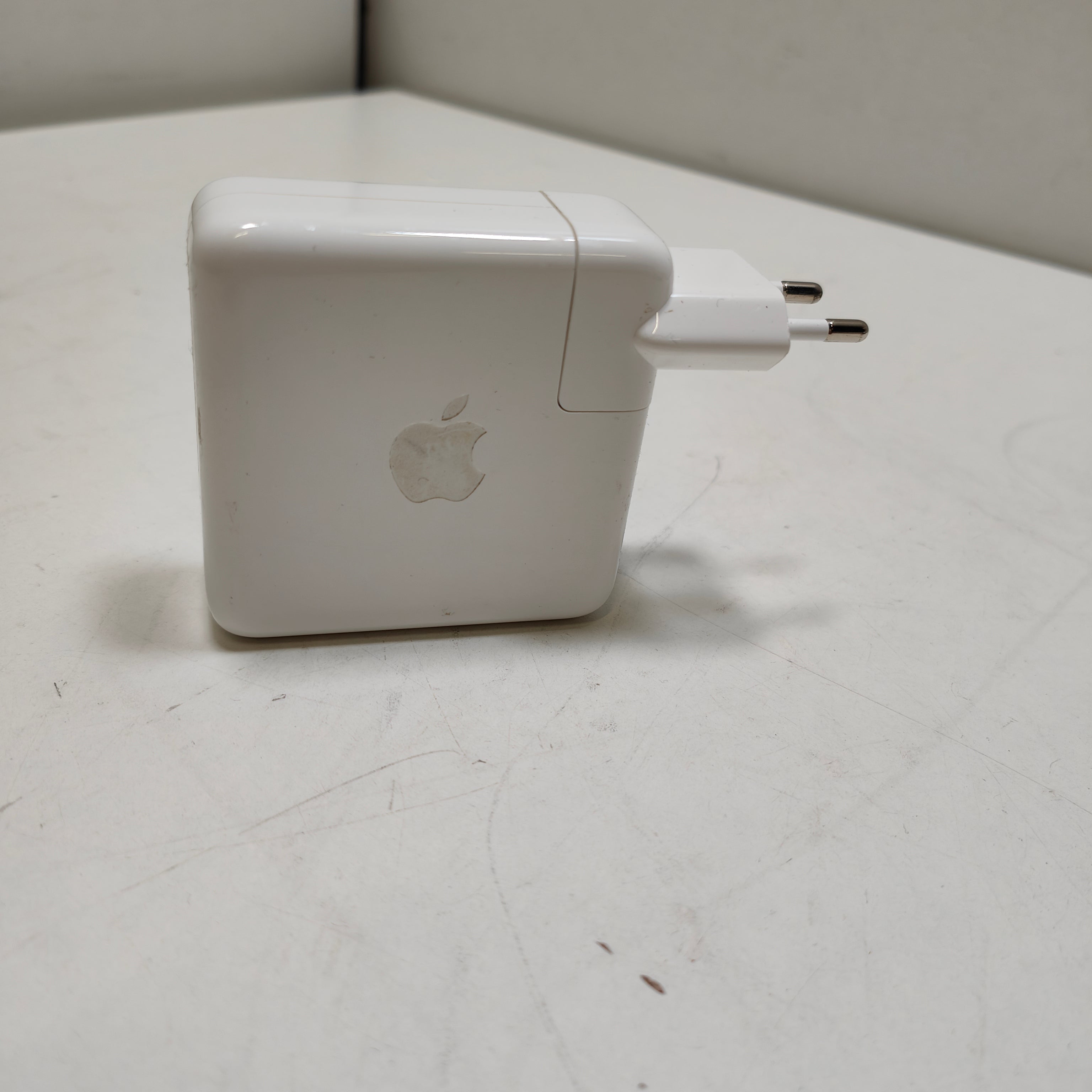 Apple Macbook 67W USB-C Power Adapter (without cable)