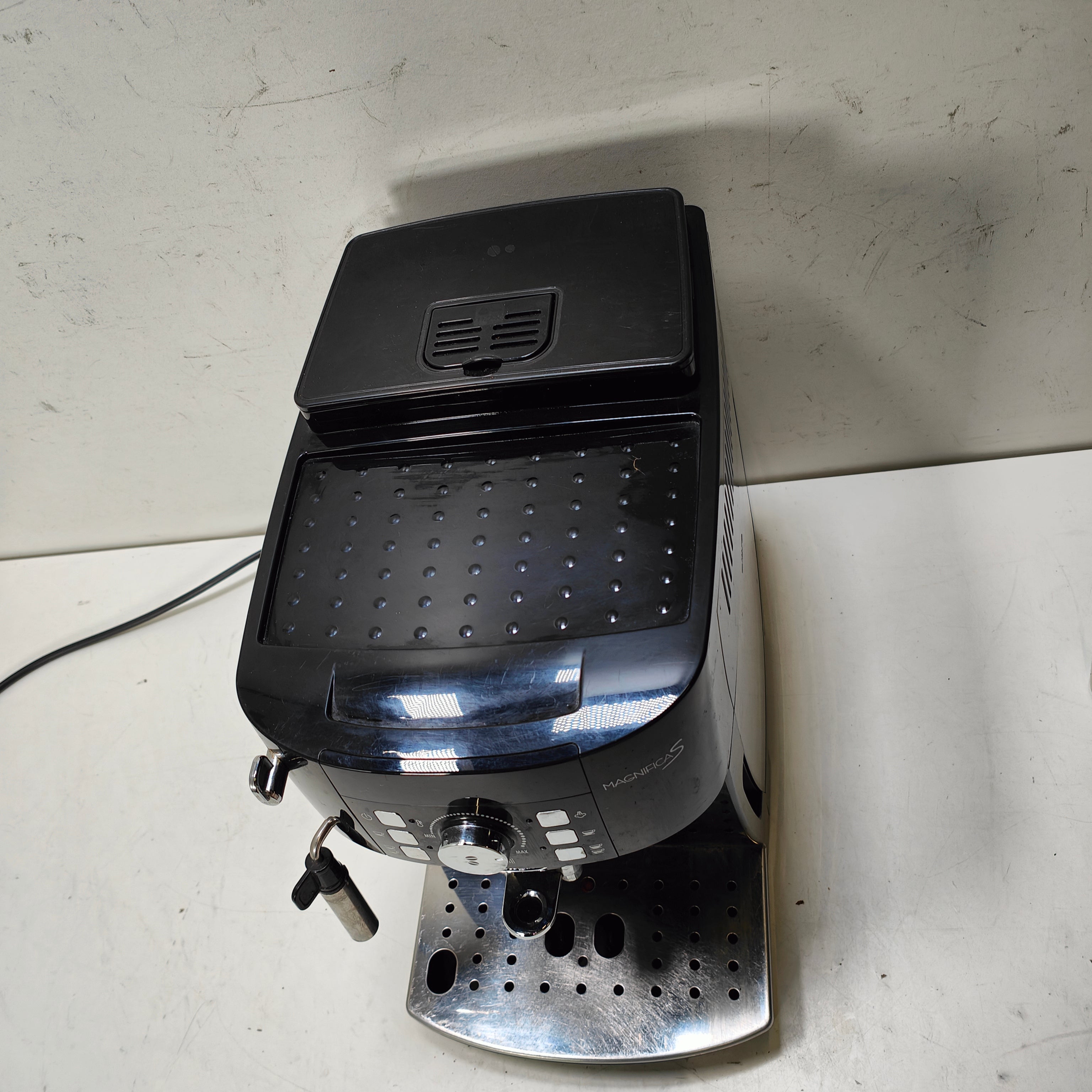 DeLonghi ECAM 21.117.B Magnifica S