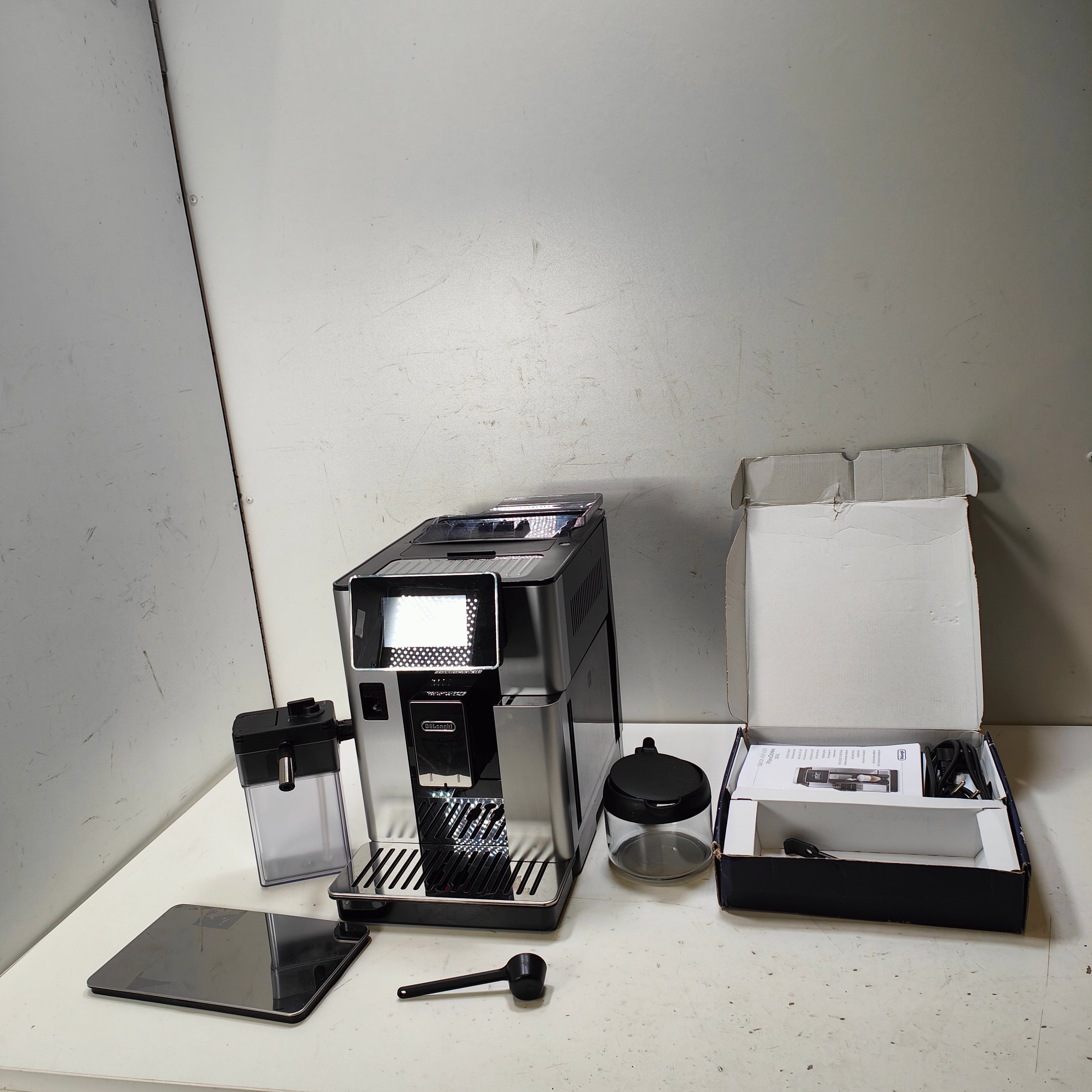 DeLonghi PrimaDonna Soul ECAM 610.75.MB