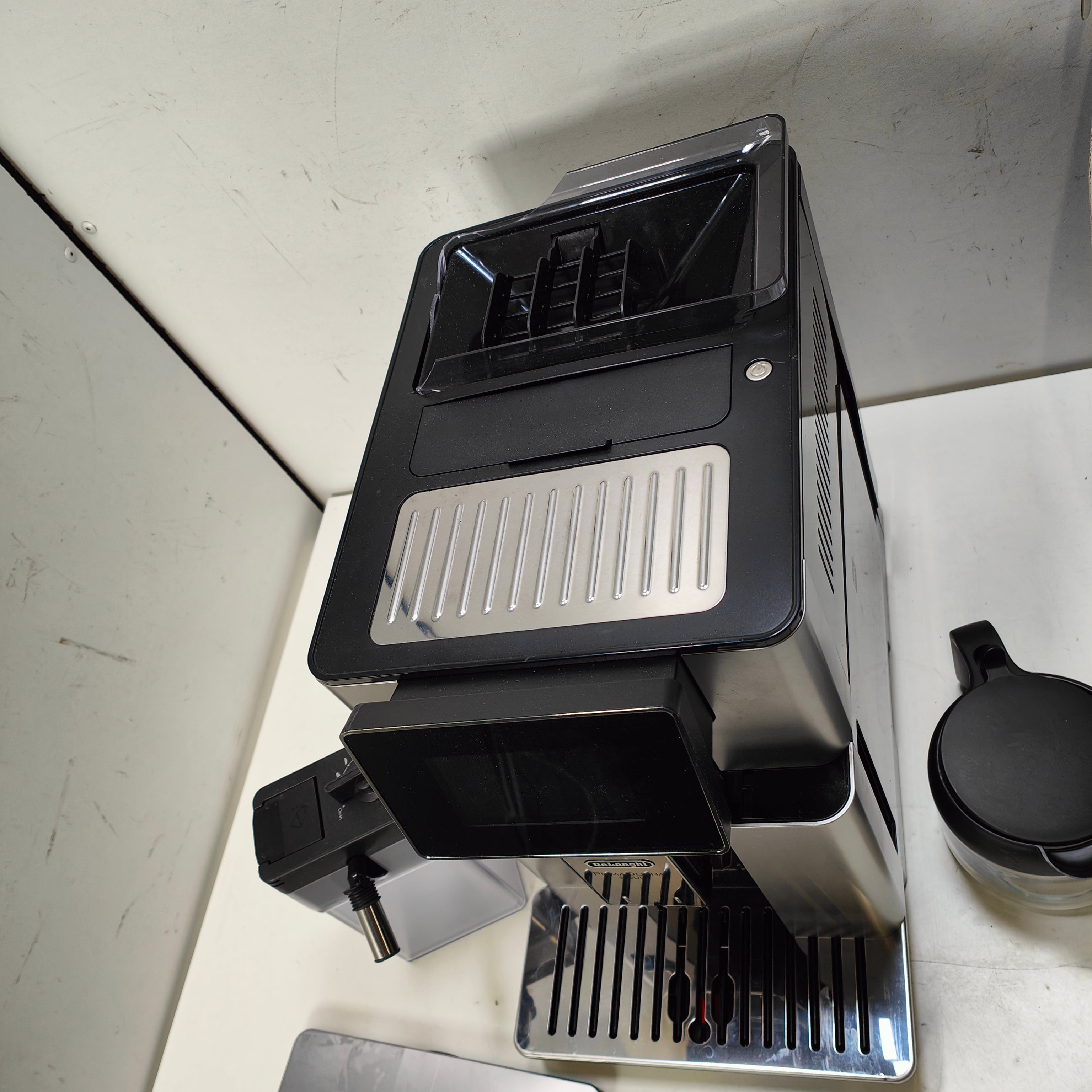 DeLonghi PrimaDonna Soul ECAM 610.75.MB
