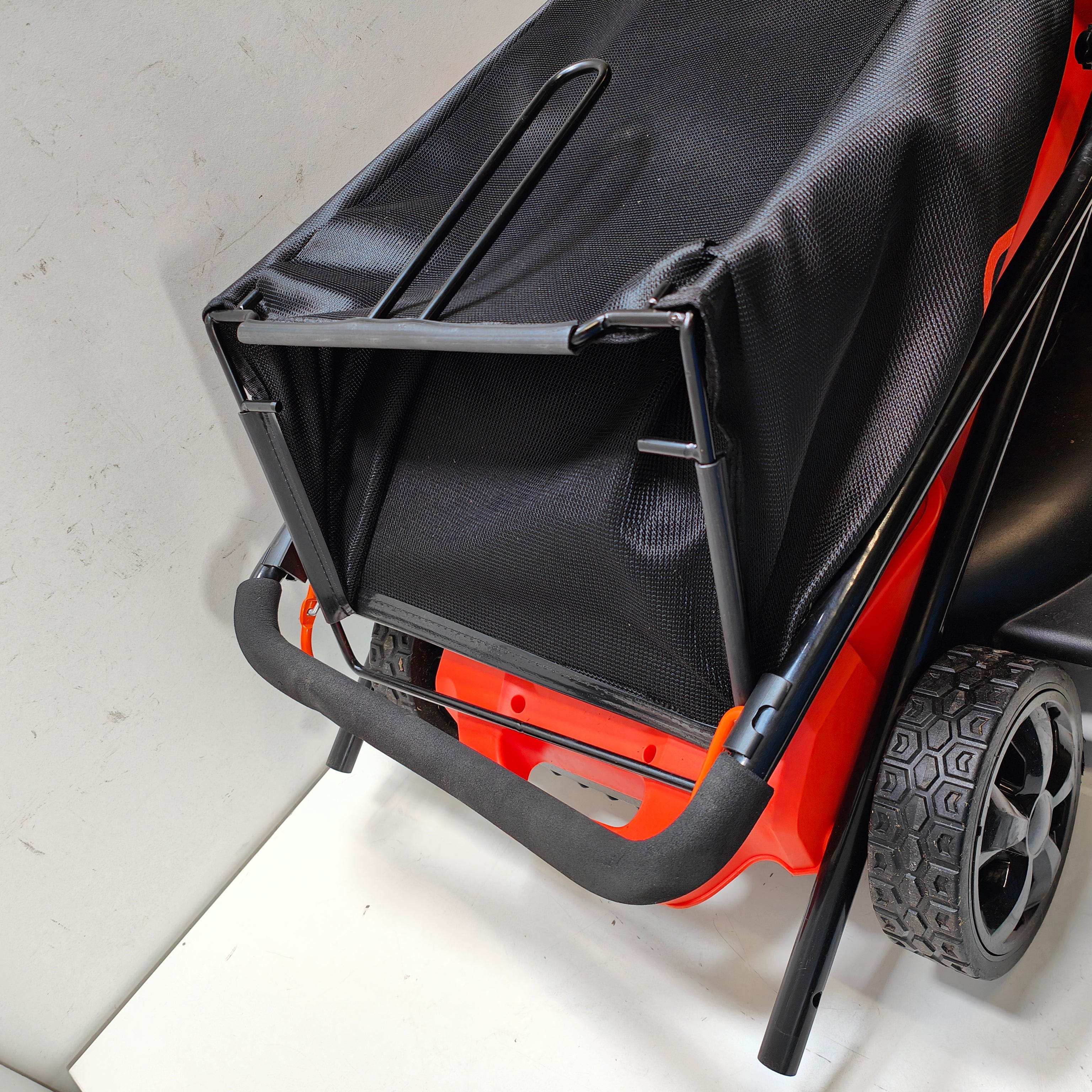 BLACK+DECKER LM2000-QS