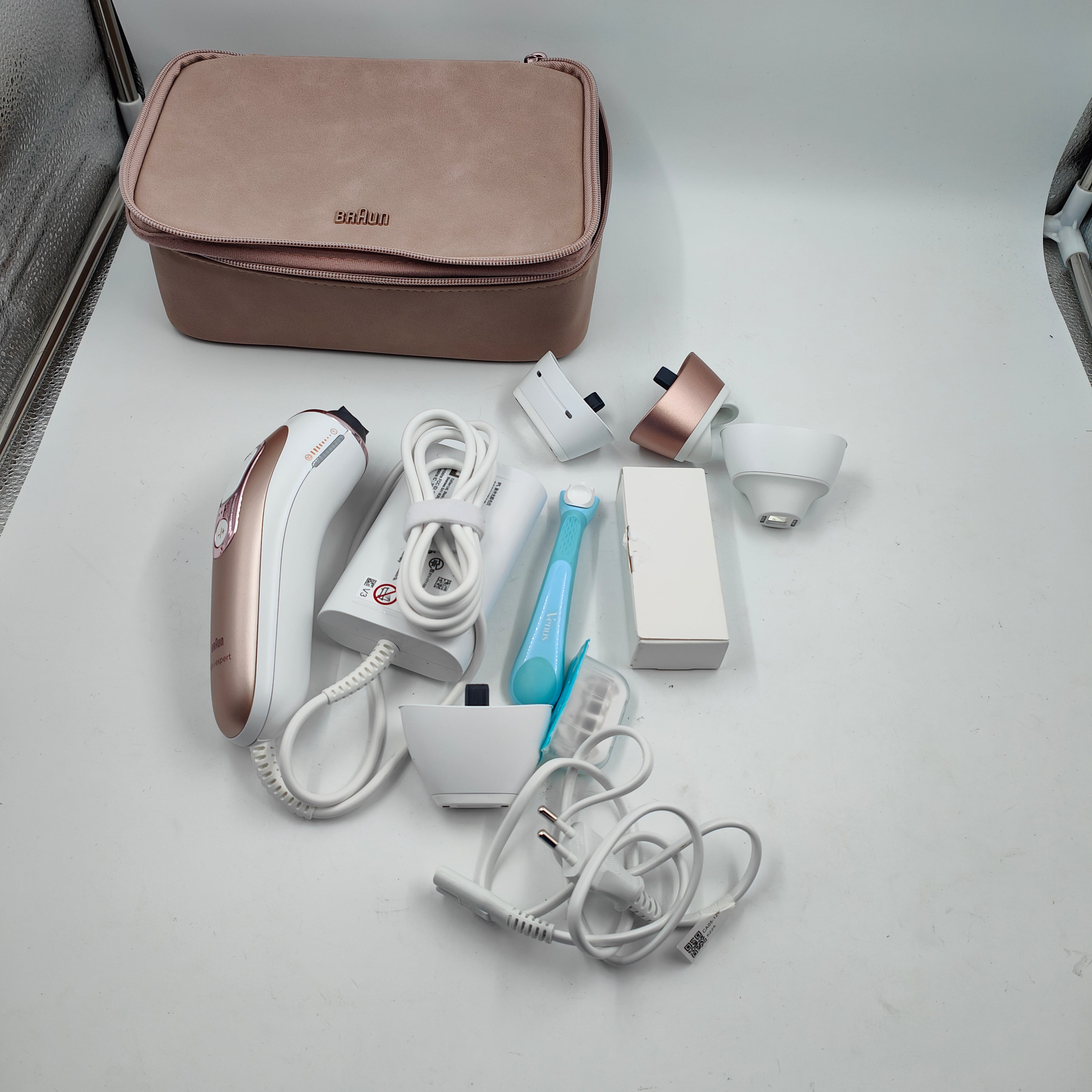 Braun Smart IPL Skin i·expert Pro 7 PL7432