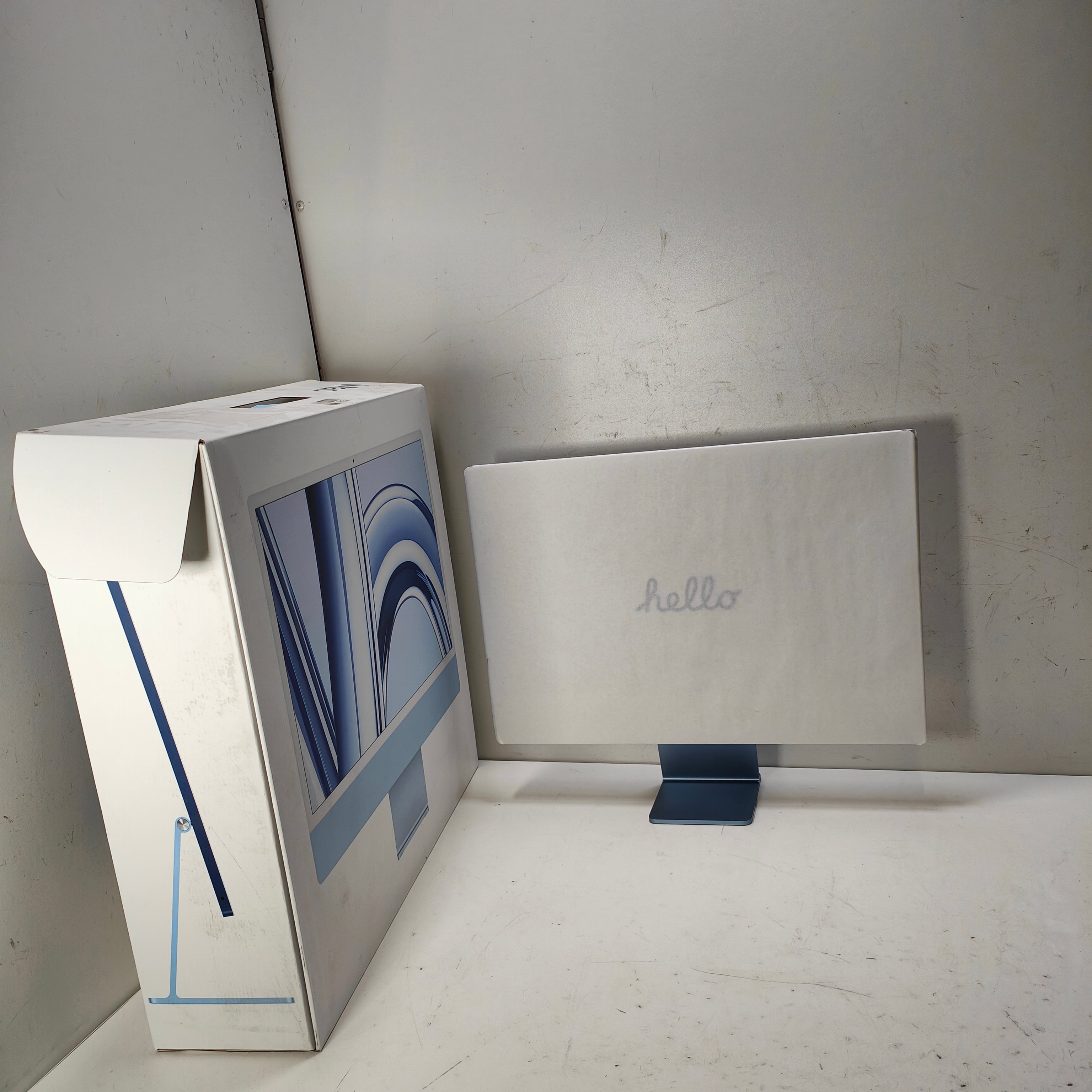 Apple iMac 24" (2023) M3 (8/10) 16GB/256GB Blue AZERTY