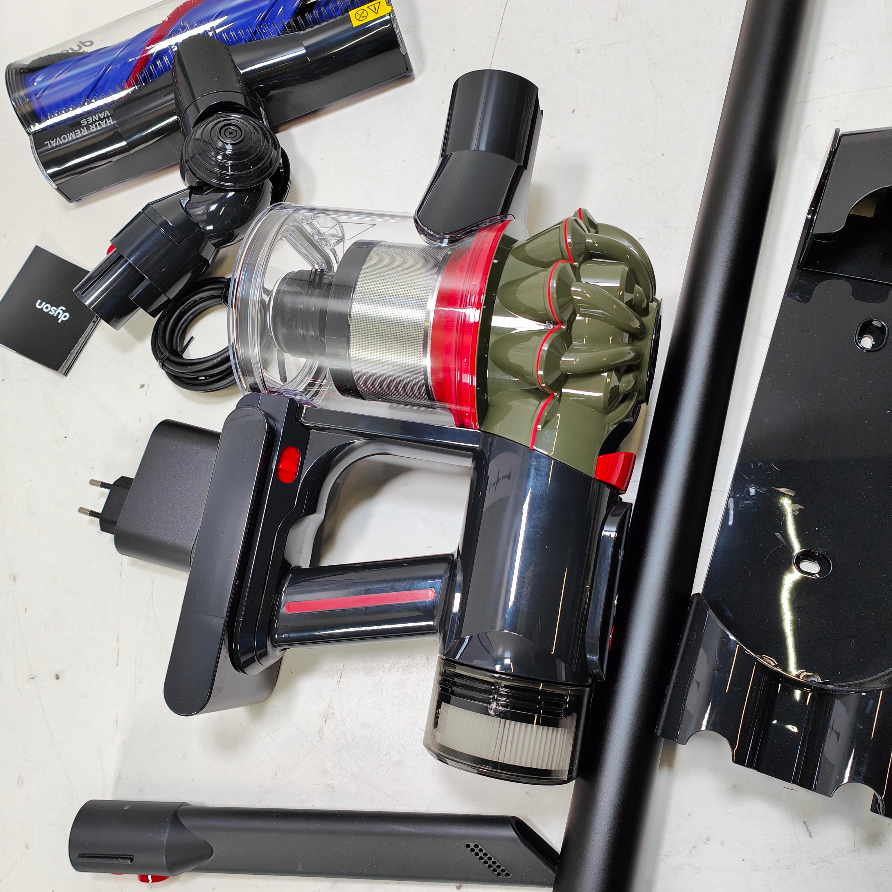 Dyson V8 Cyclone