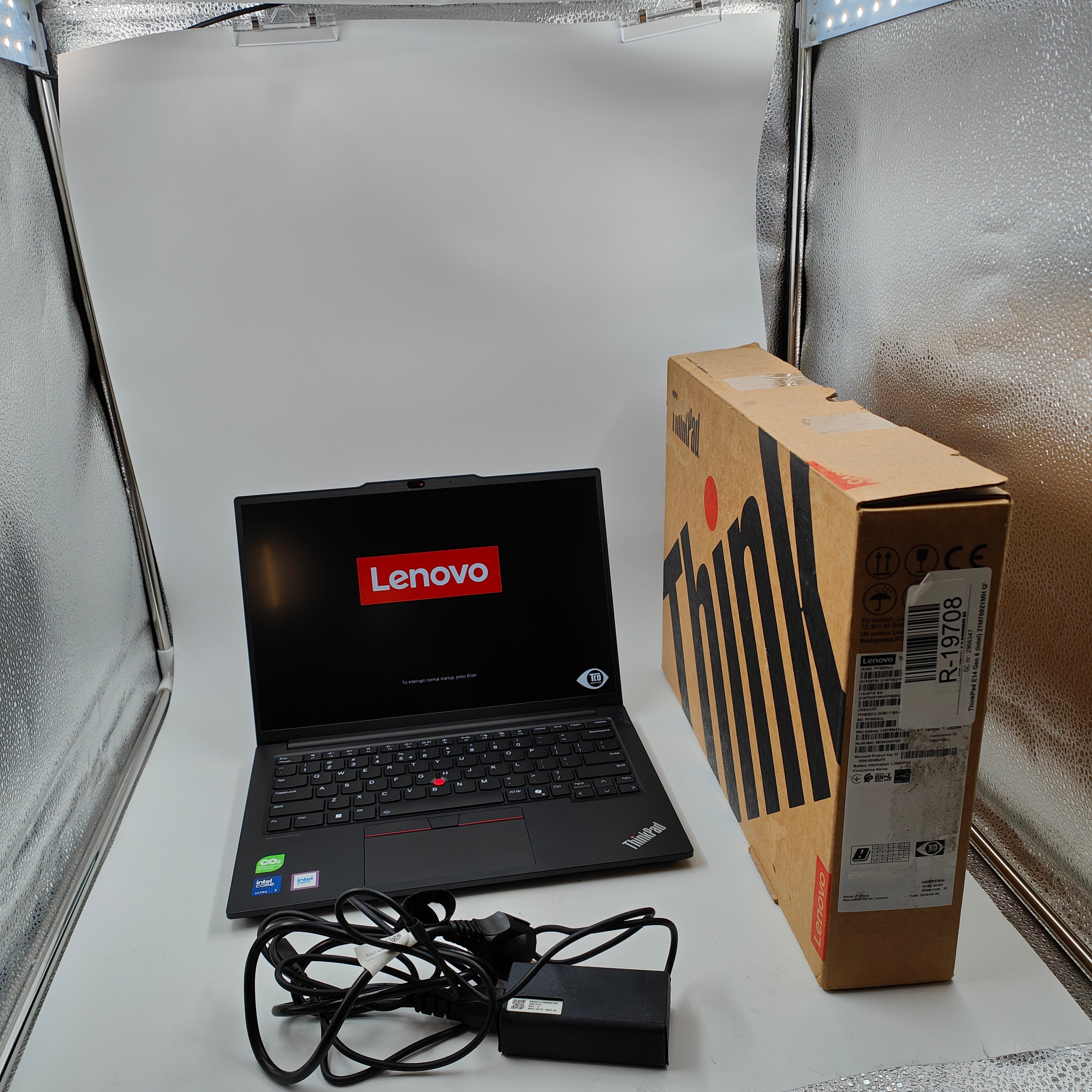 Lenovo ThinkPad E14 Gen 6 (Intel) 21M7002YMH QWERTY