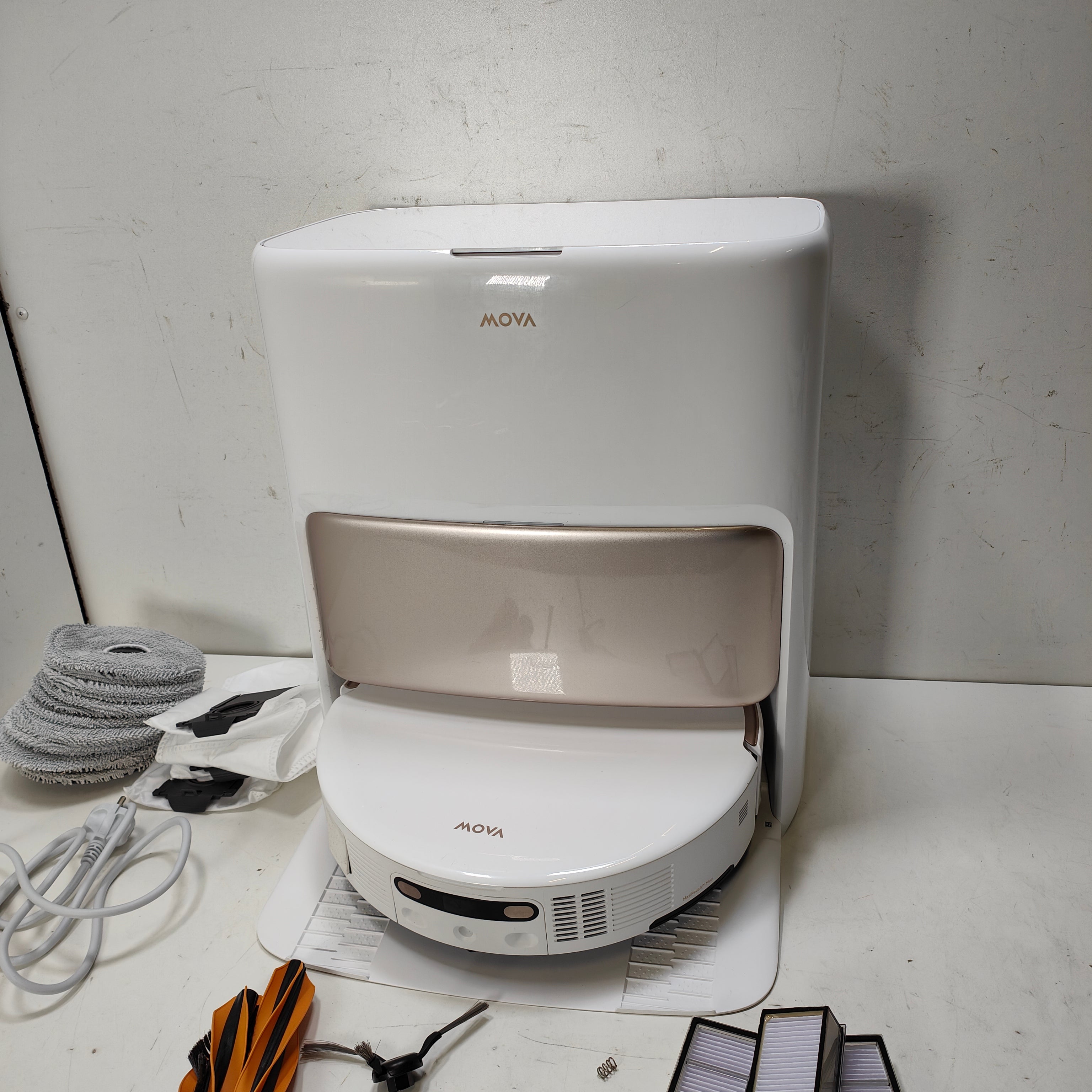 Mova V50 Ultra Complete White