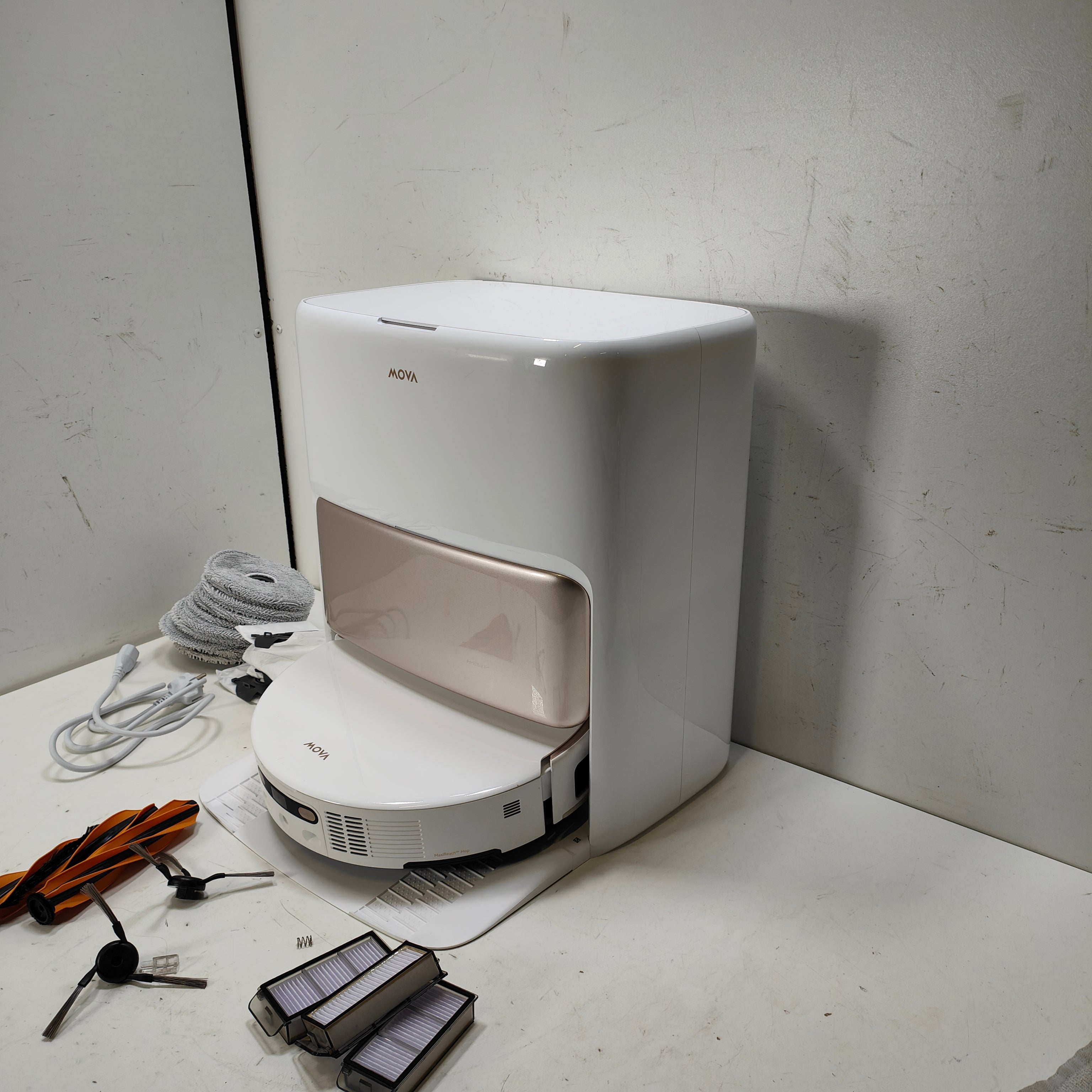 Mova V50 Ultra Complete White