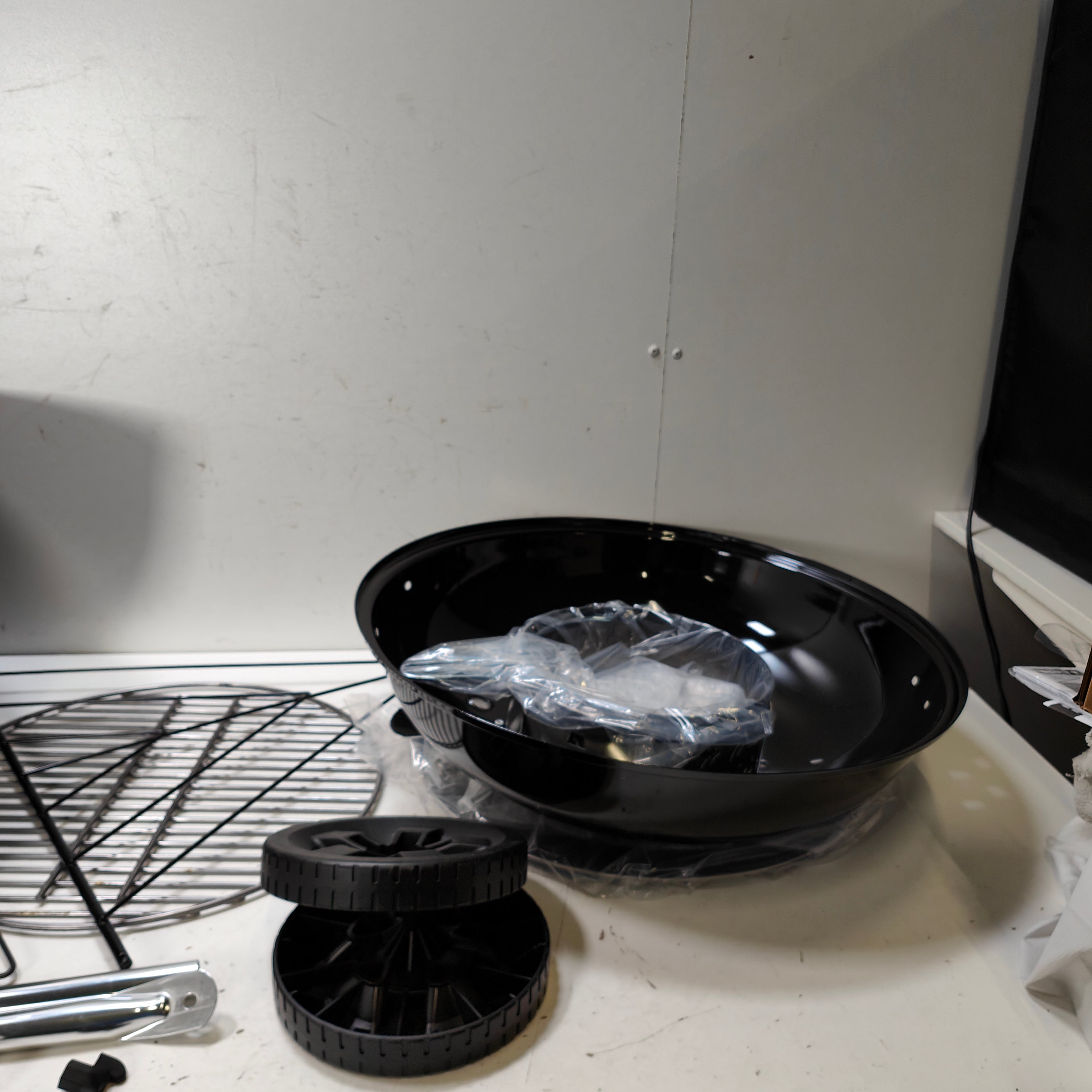 Weber Master-Touch Premium E-5770