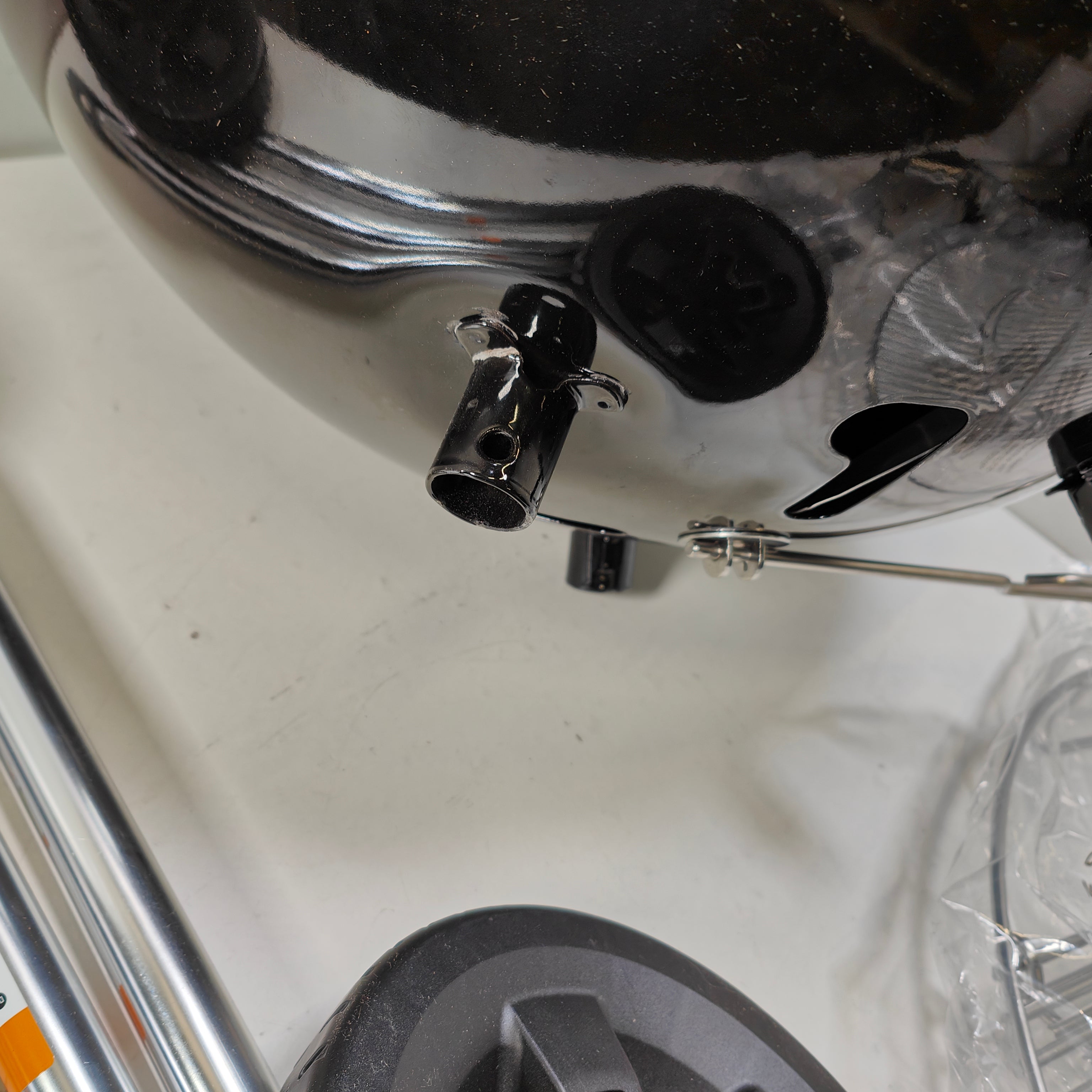 Weber Master-Touch Premium E-5770
