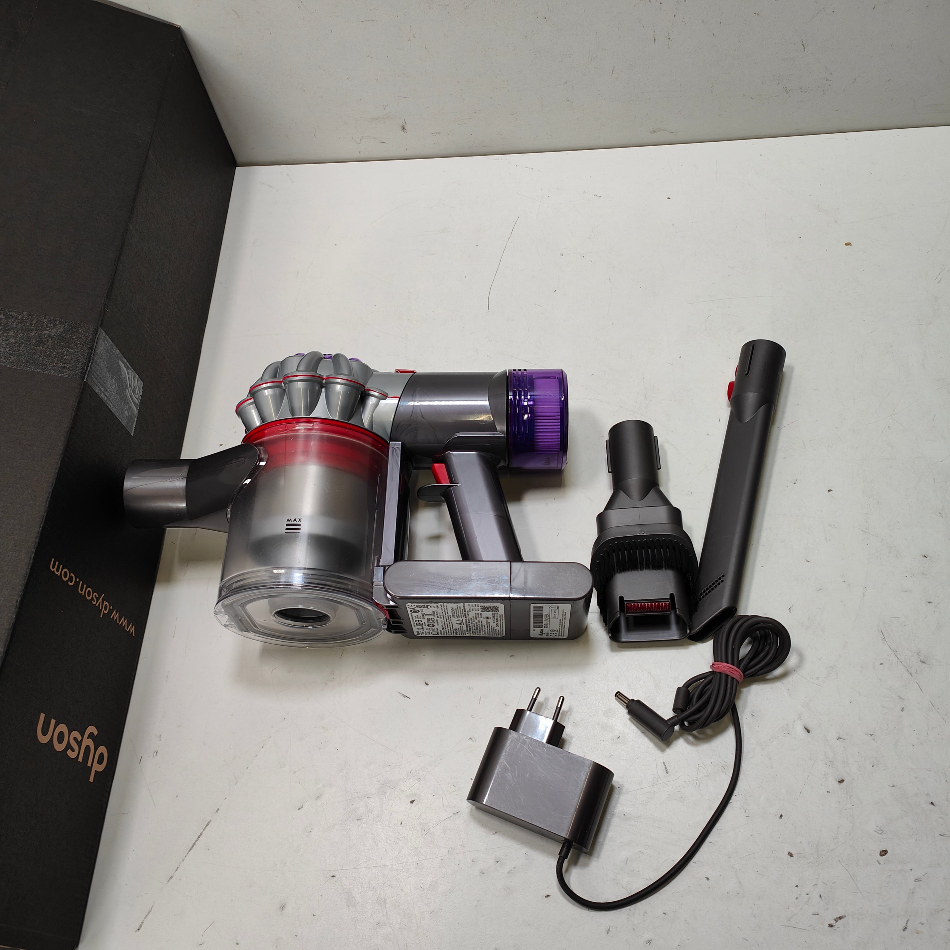 Dyson Car+Boat