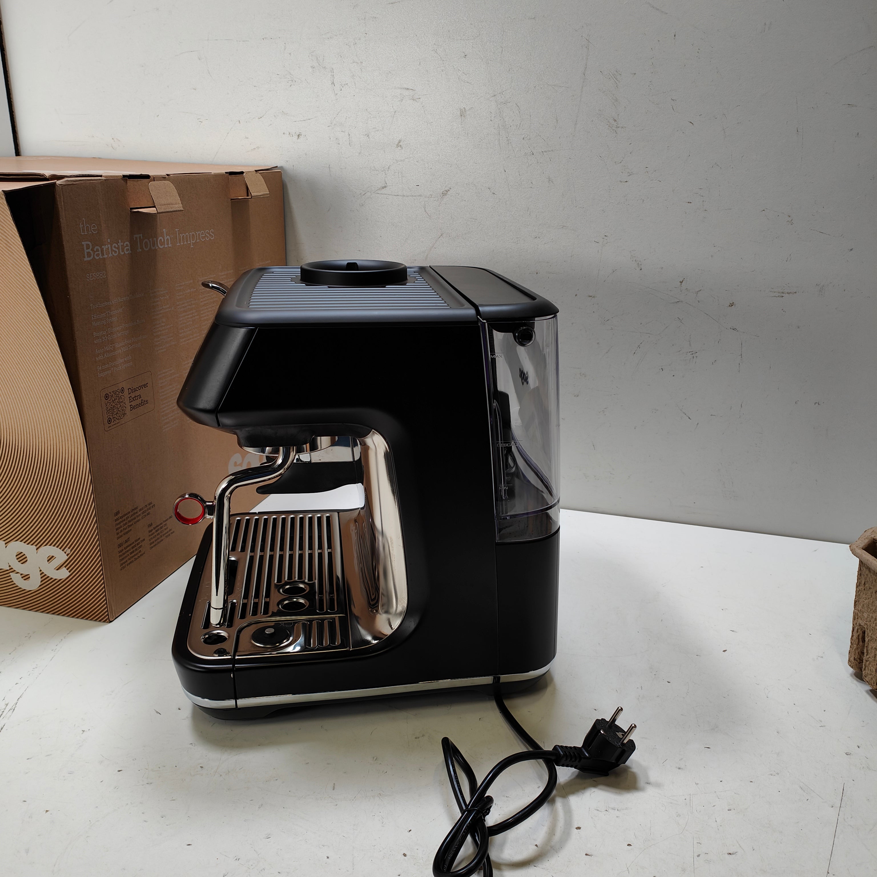 Sage Barista Touch Impress Cold Black Truffle