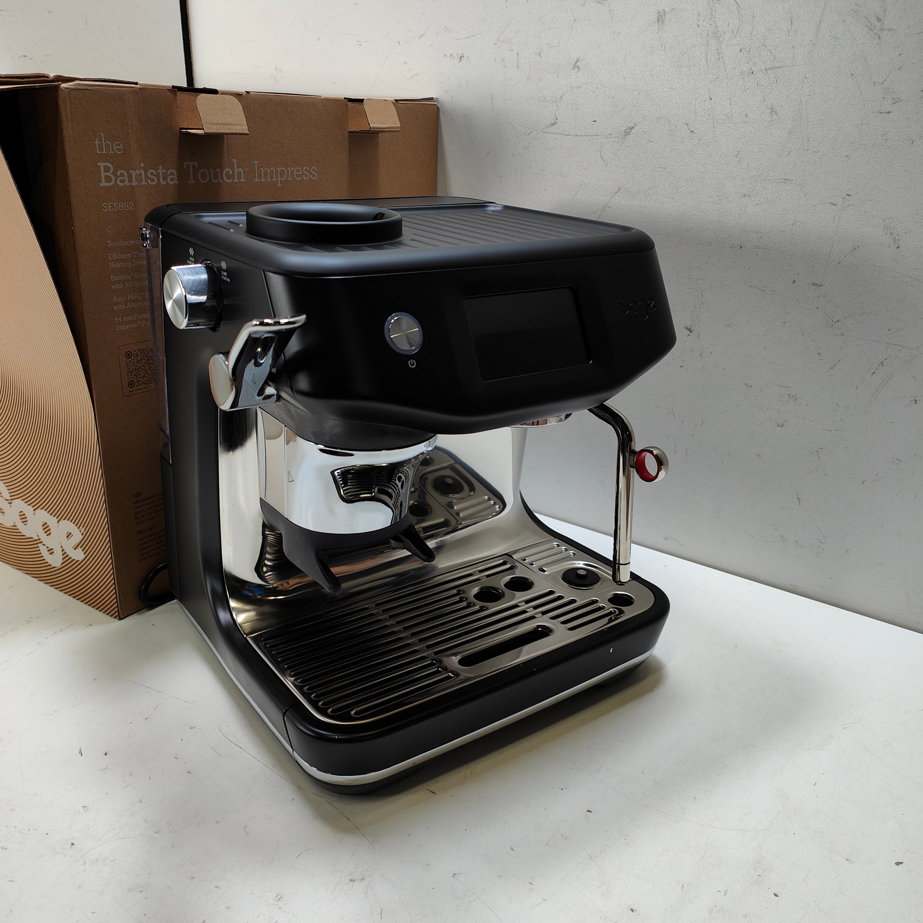 Sage Barista Touch Impress Cold Black Truffle