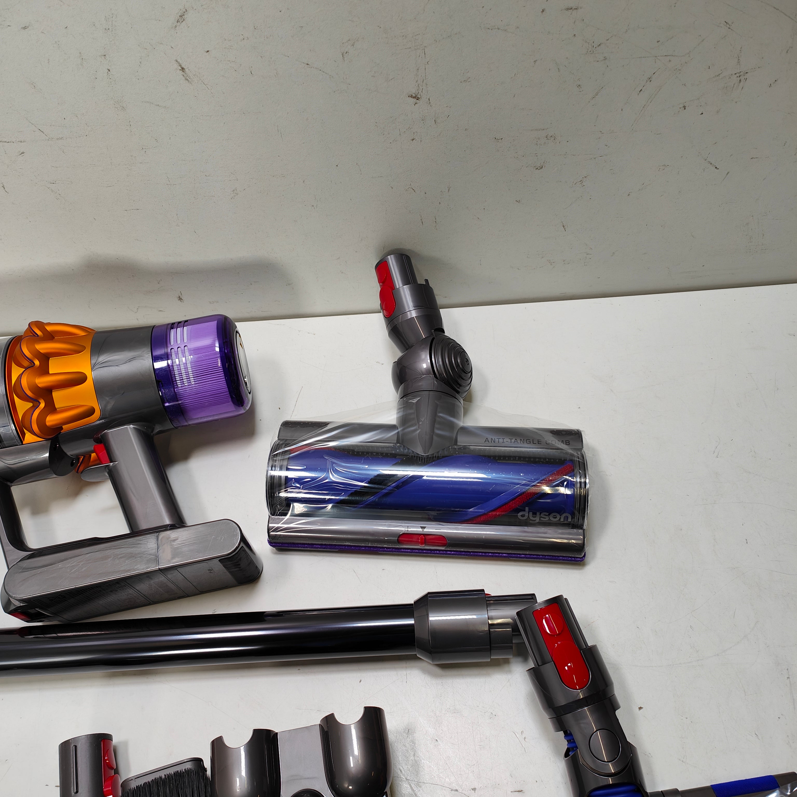 Dyson V15 Detect Absolute