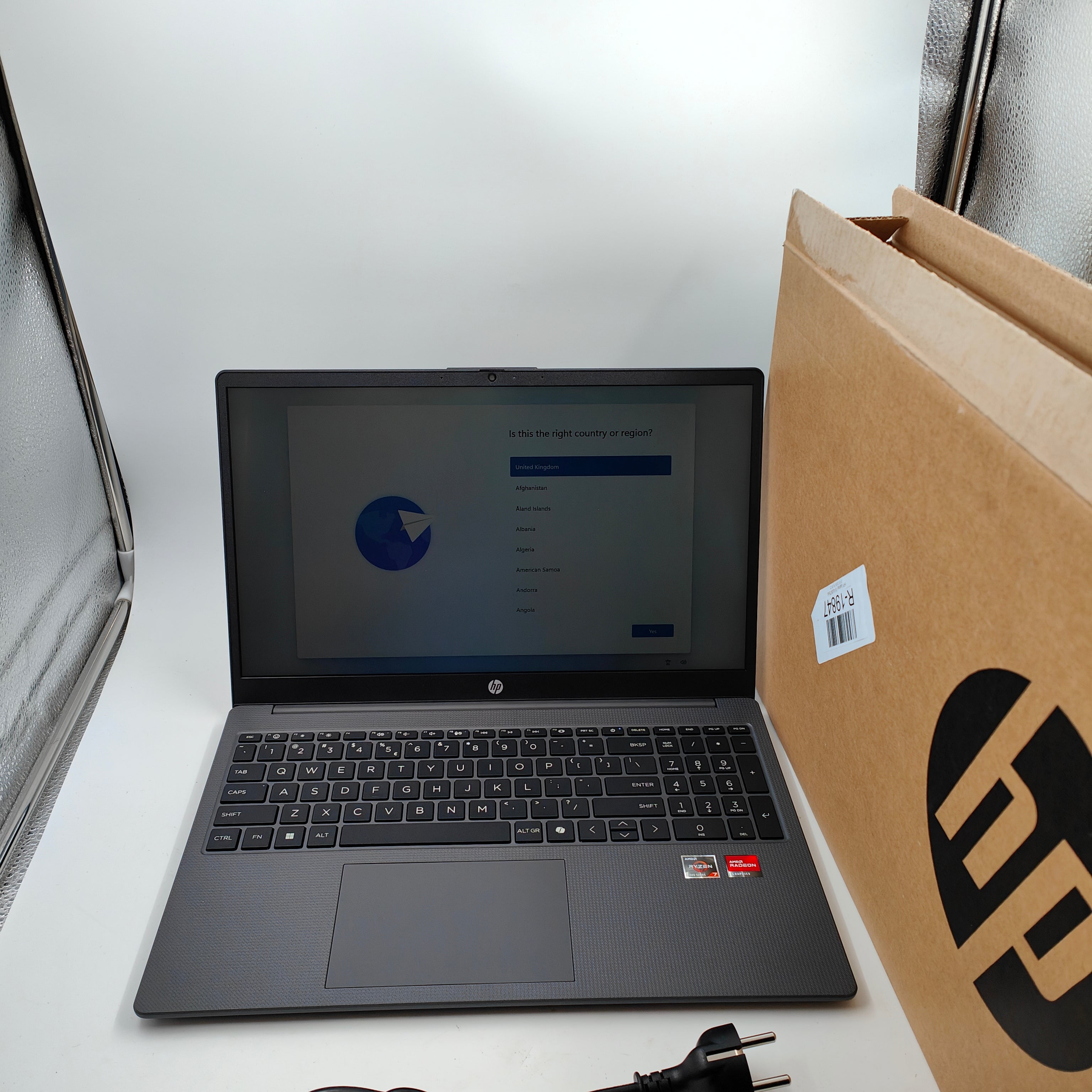 HP Laptop 15-fc0975nd QWERTY