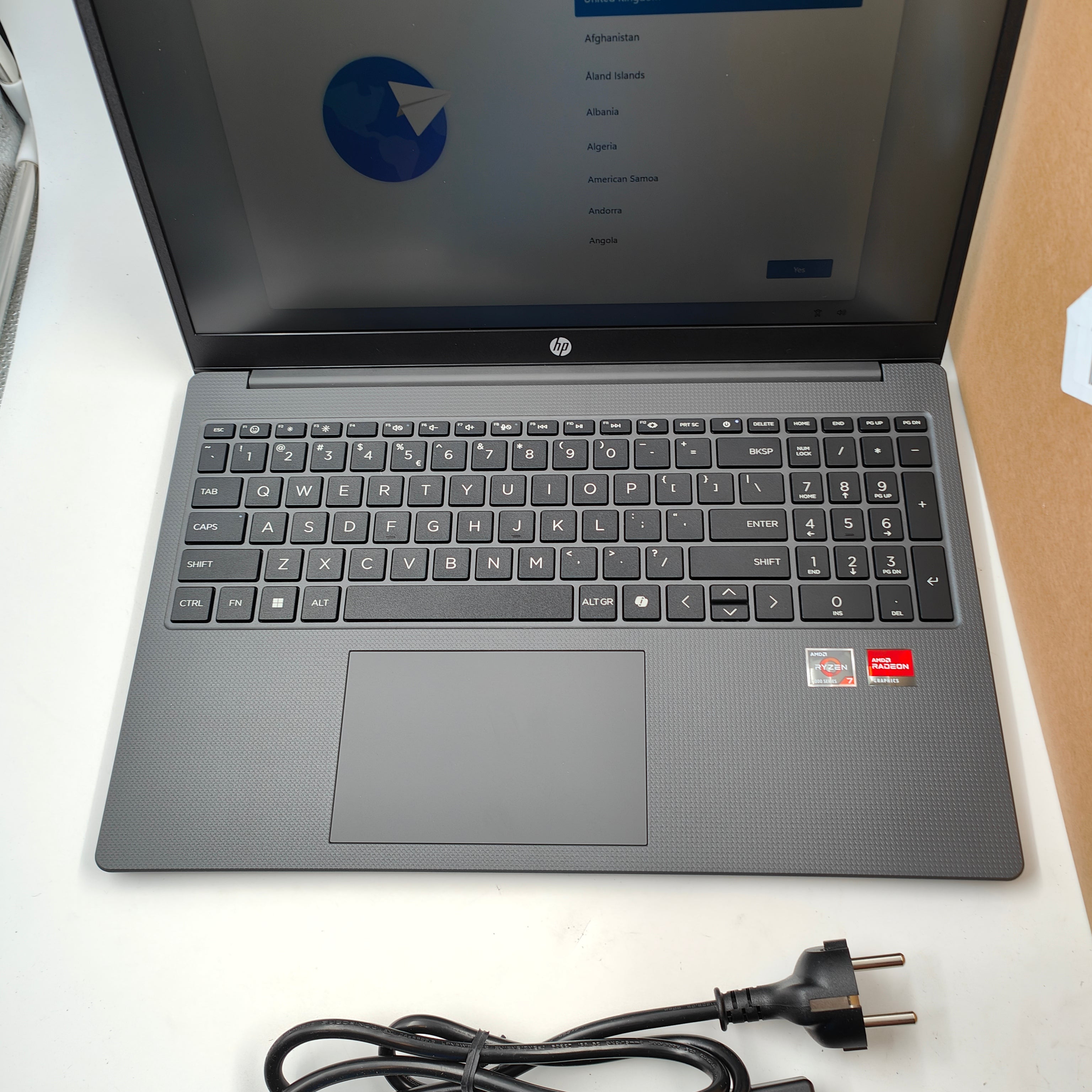 HP Laptop 15-fc0975nd QWERTY