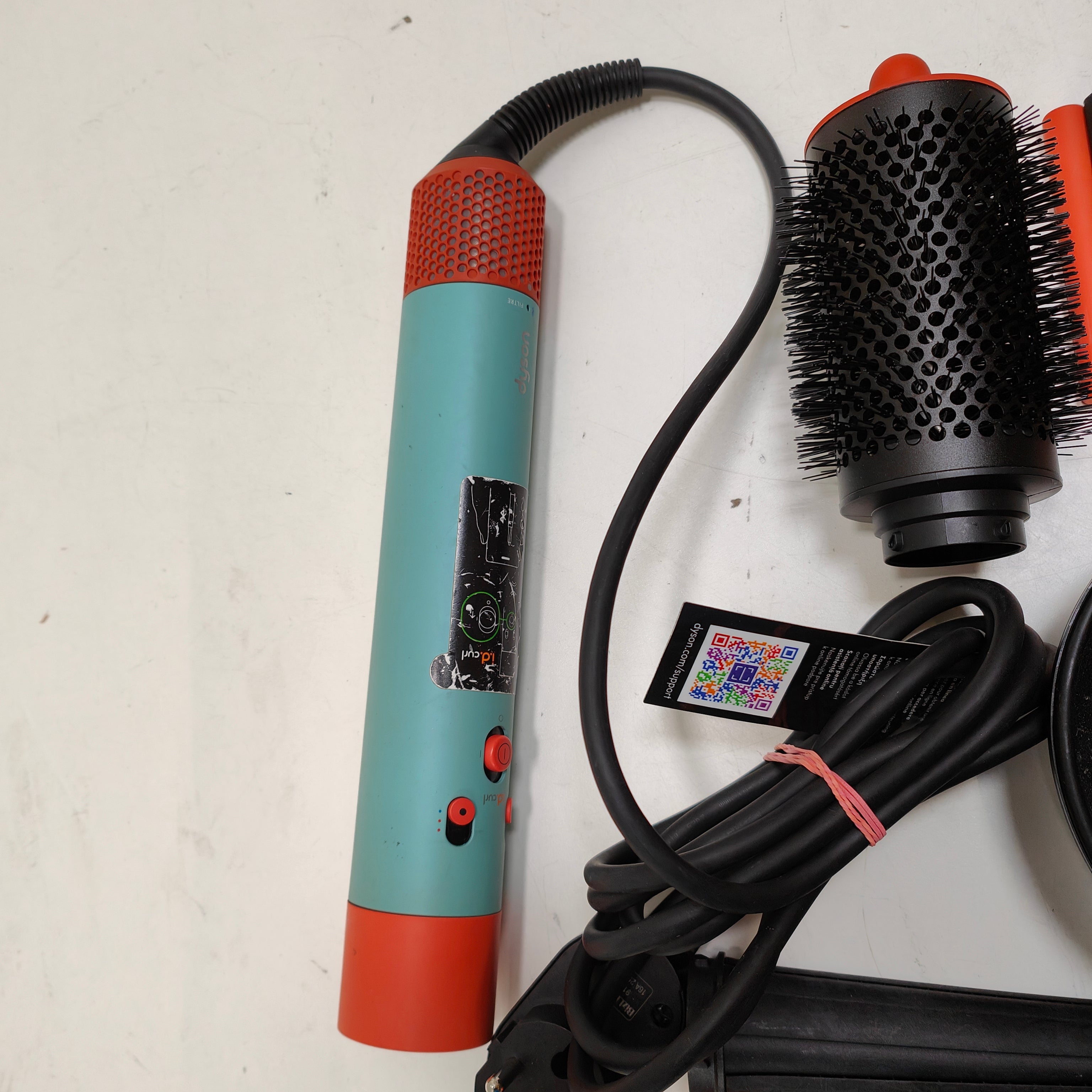 Dyson Airwrap i.d. Glatt + Wellig