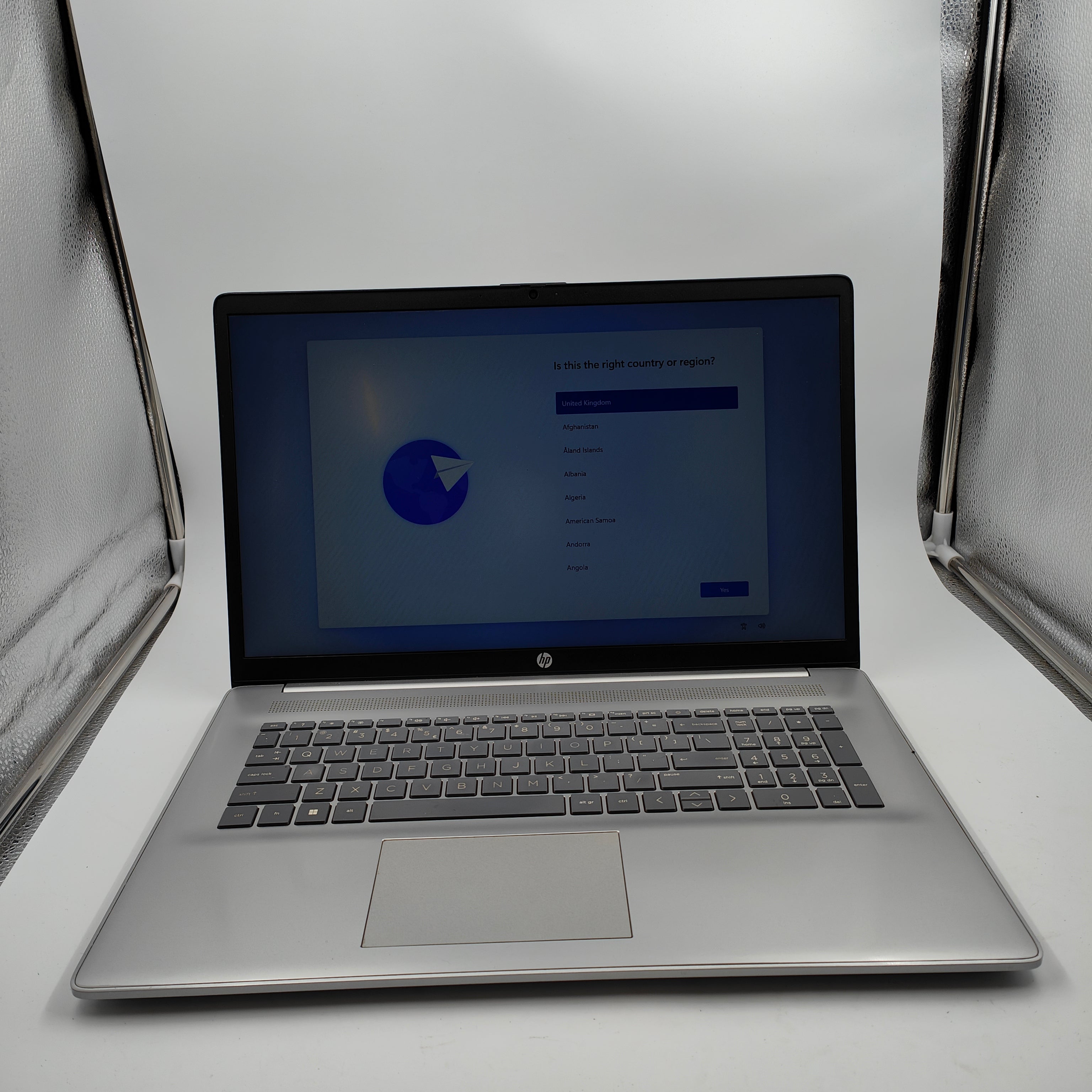 HP Laptop 17-cn0940nd QWERTY