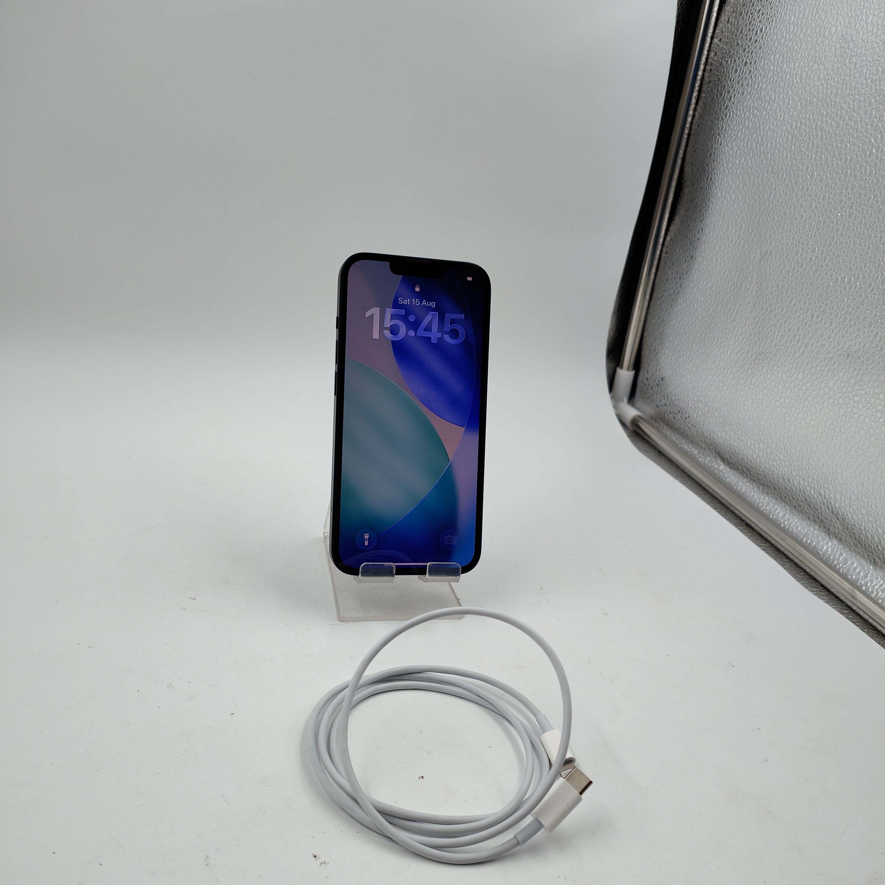 Generalüberholtes iPhone 13 Midnight 128GB