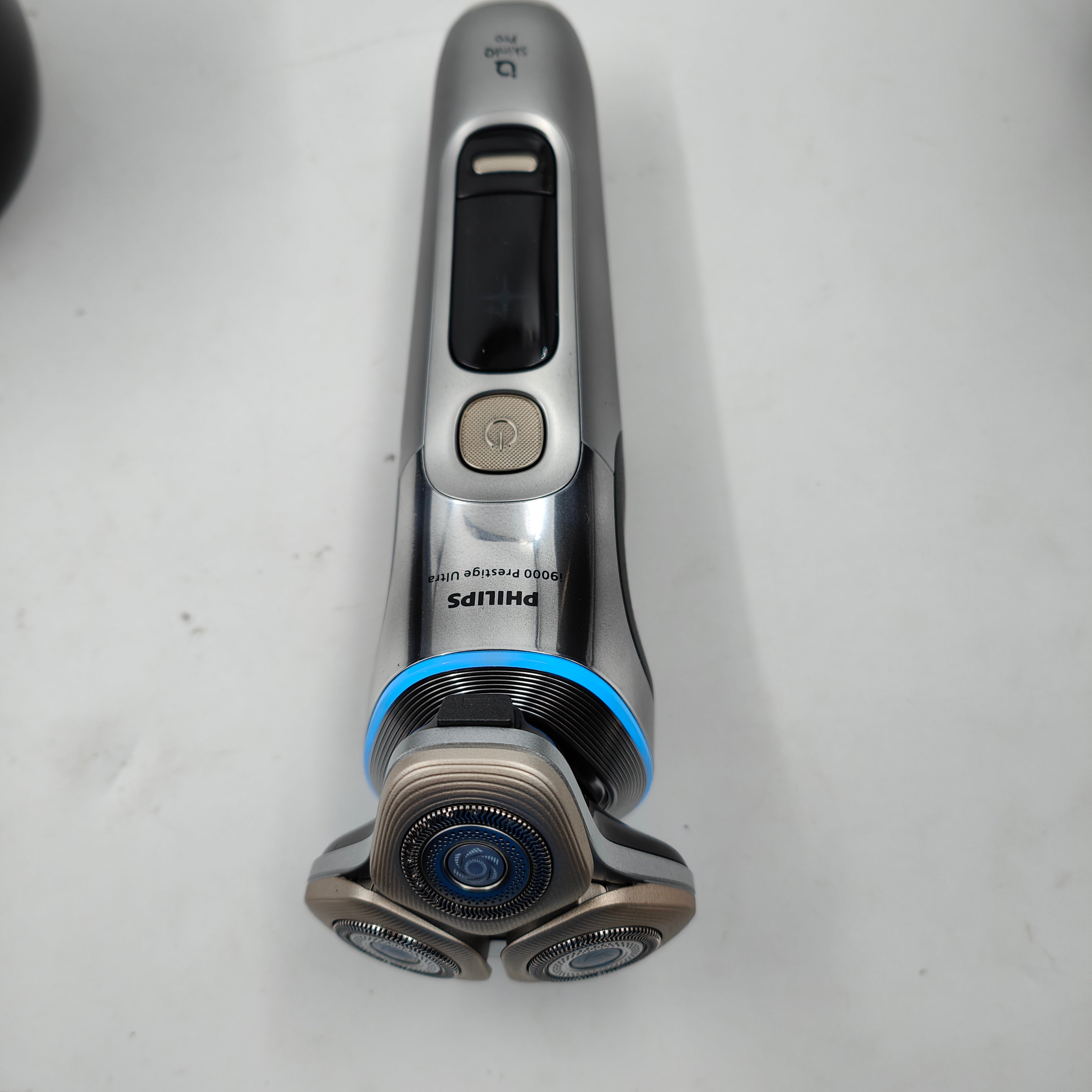Philips Shaver i9000 Prestige Ultra XP9404/46