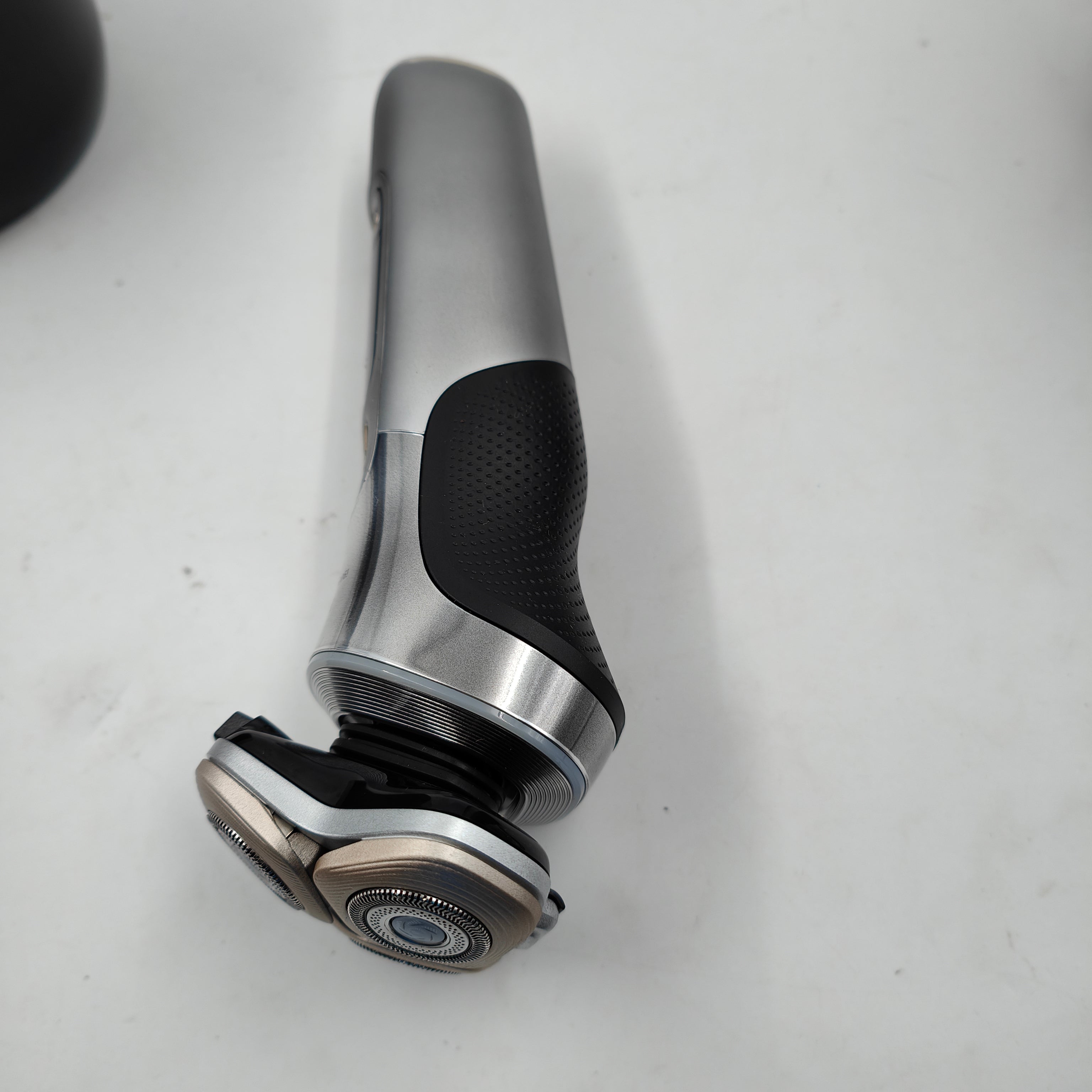 Philips Shaver i9000 Prestige Ultra XP9404/46