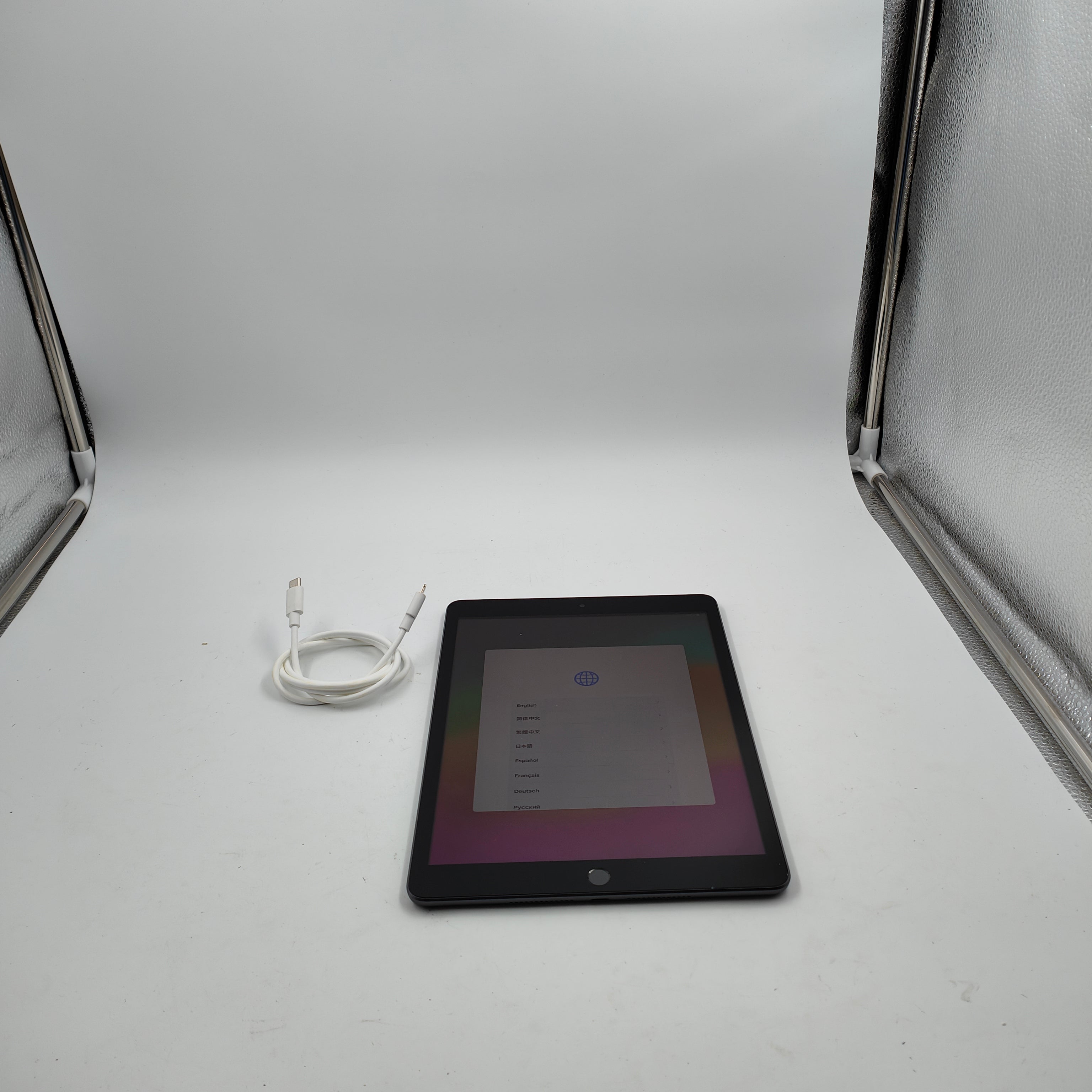 Generalüberholtes iPad 9 64 GB WLAN 10,2 Zoll Space Grau